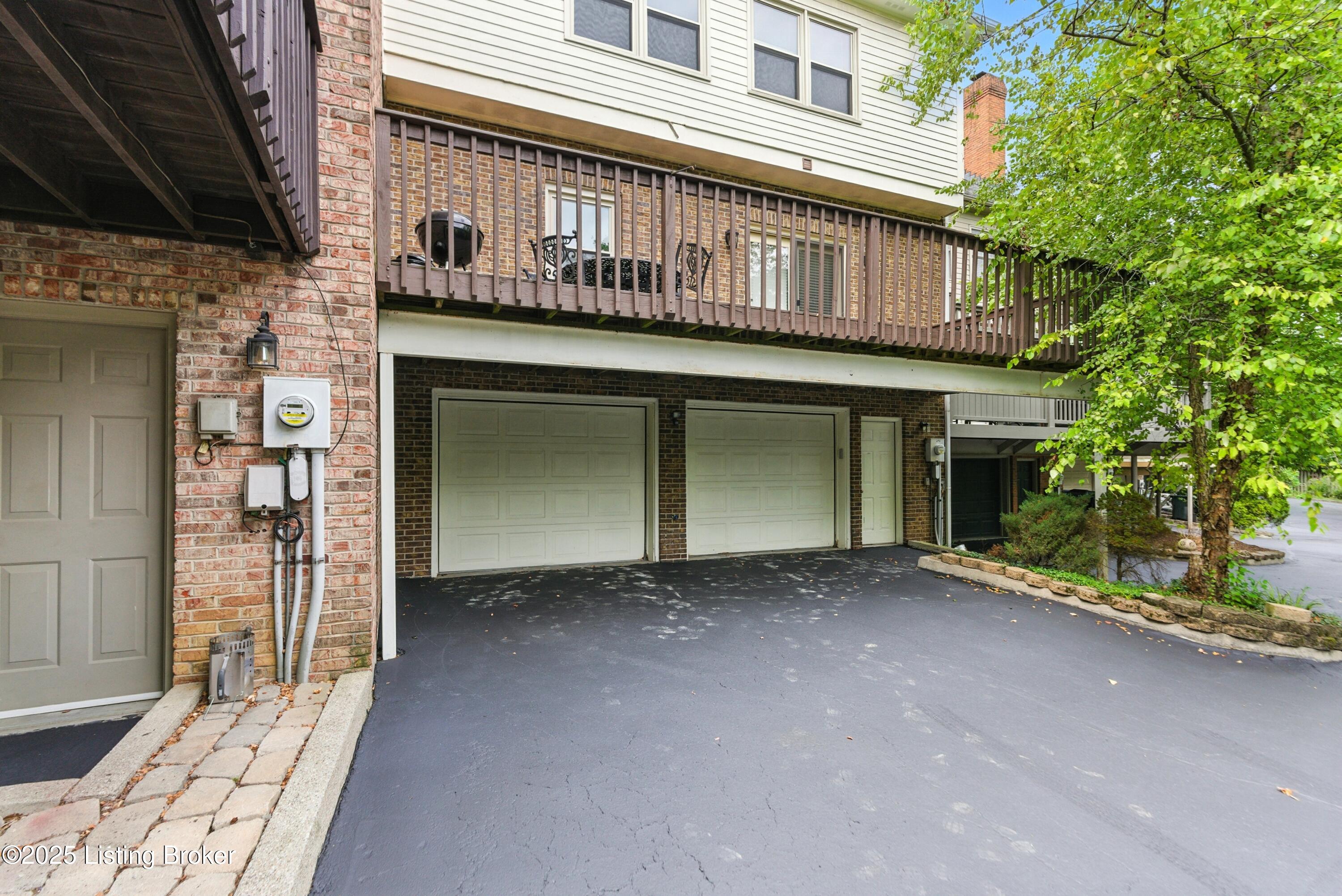 295 Patchen Dr