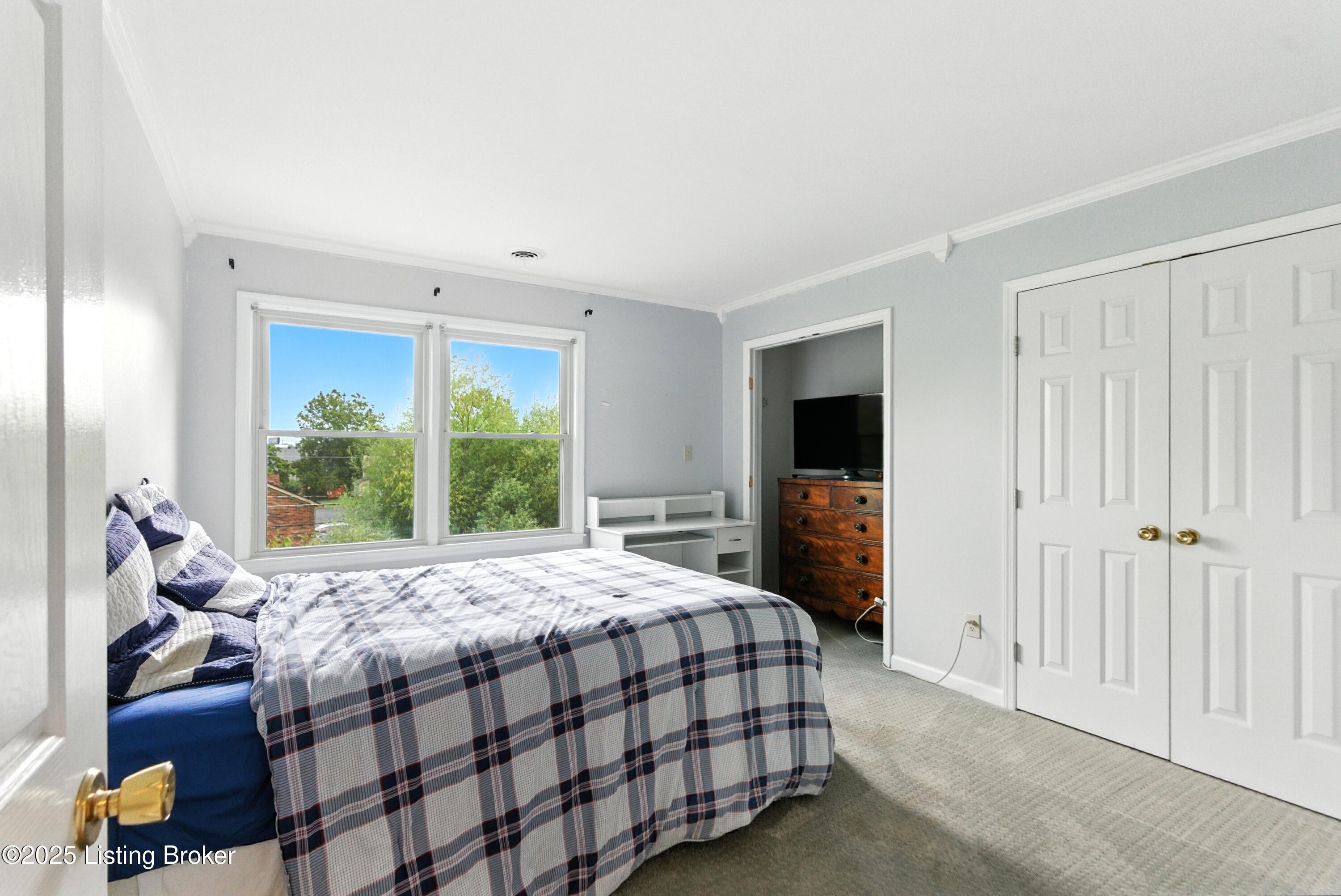 295 Patchen Dr