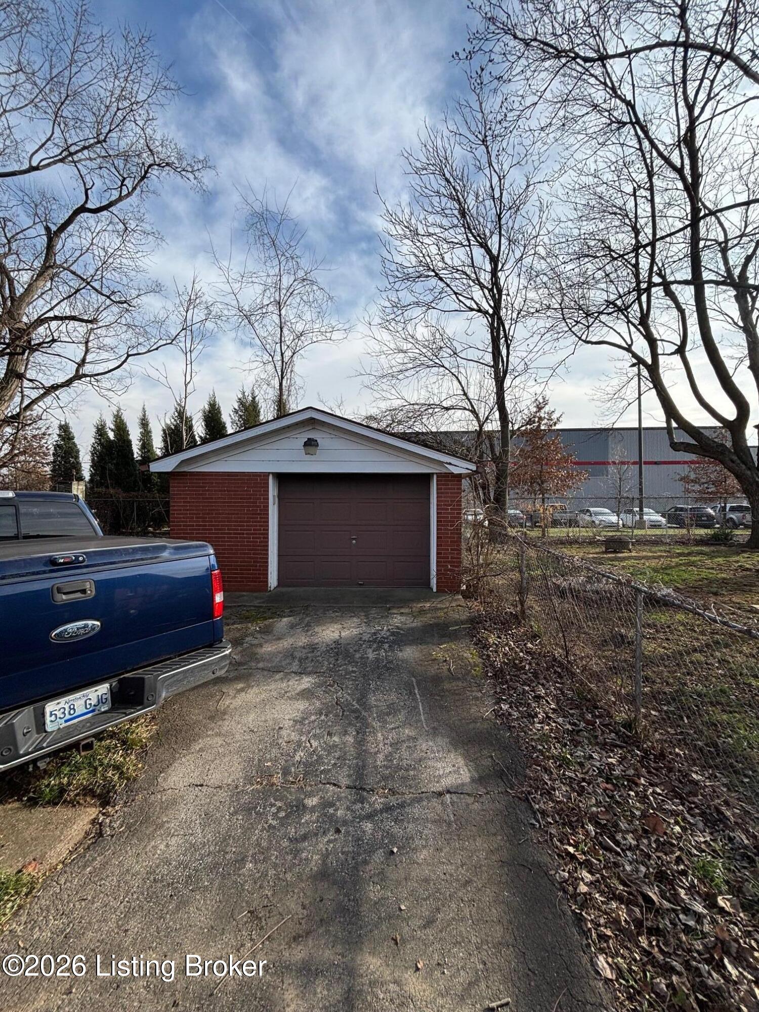 2132 Belmont Rd