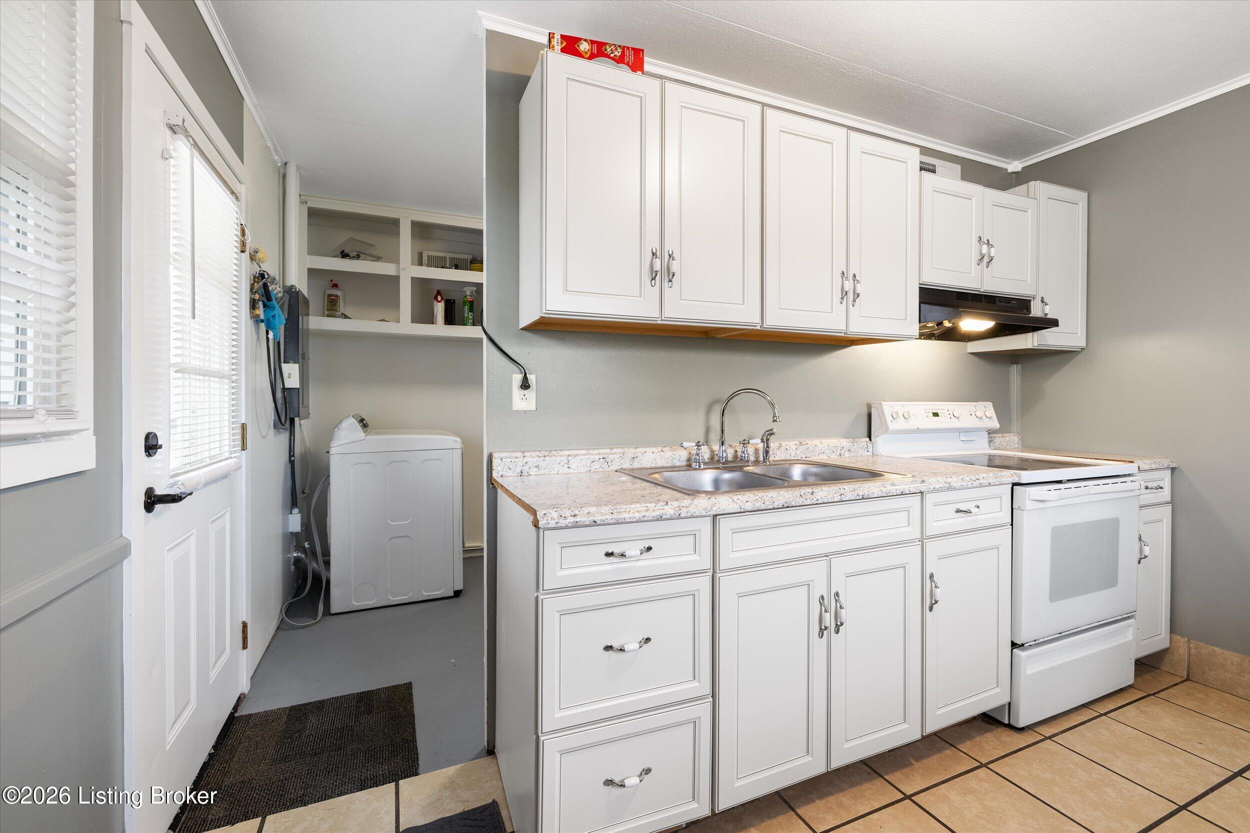 218 Granvil Dr
