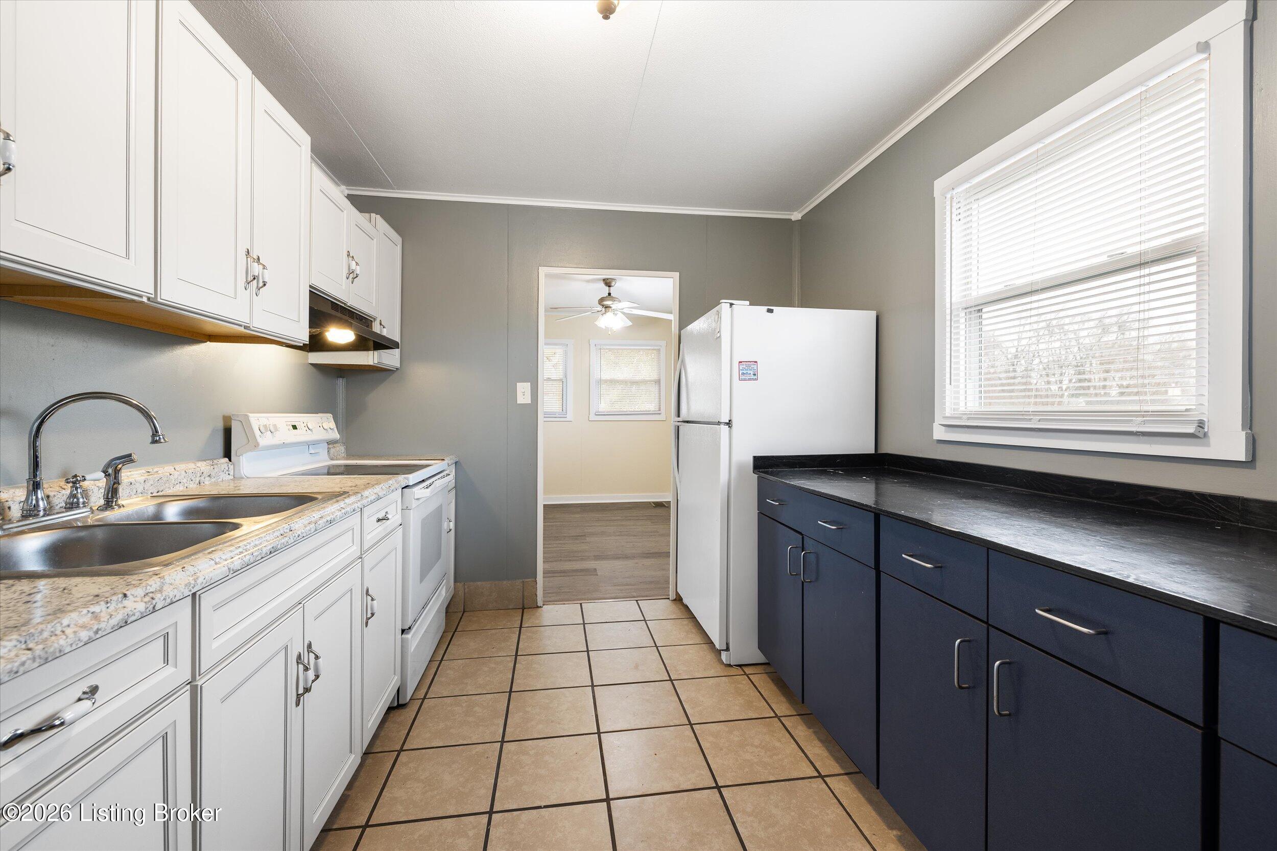 218 Granvil Dr