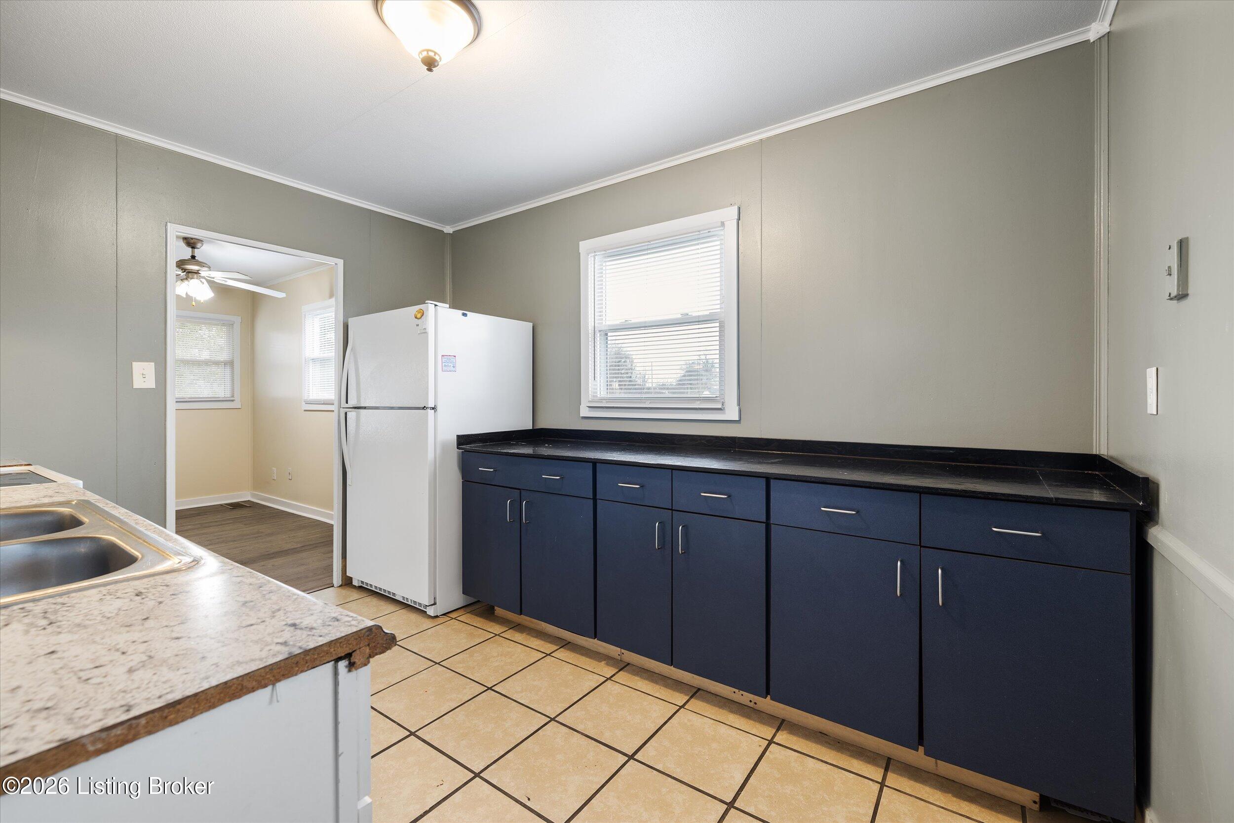 218 Granvil Dr