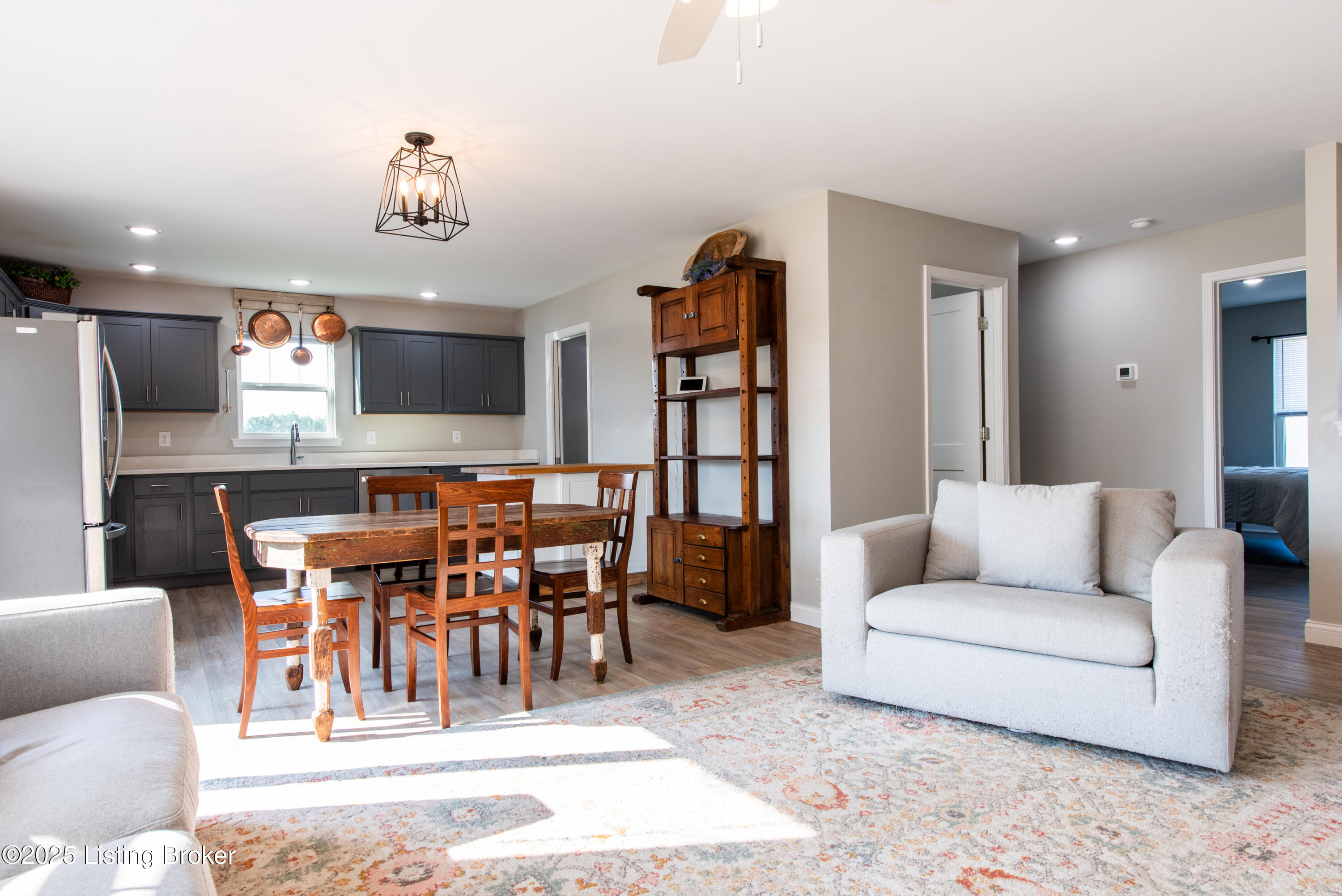 24 Greenbriar Dr