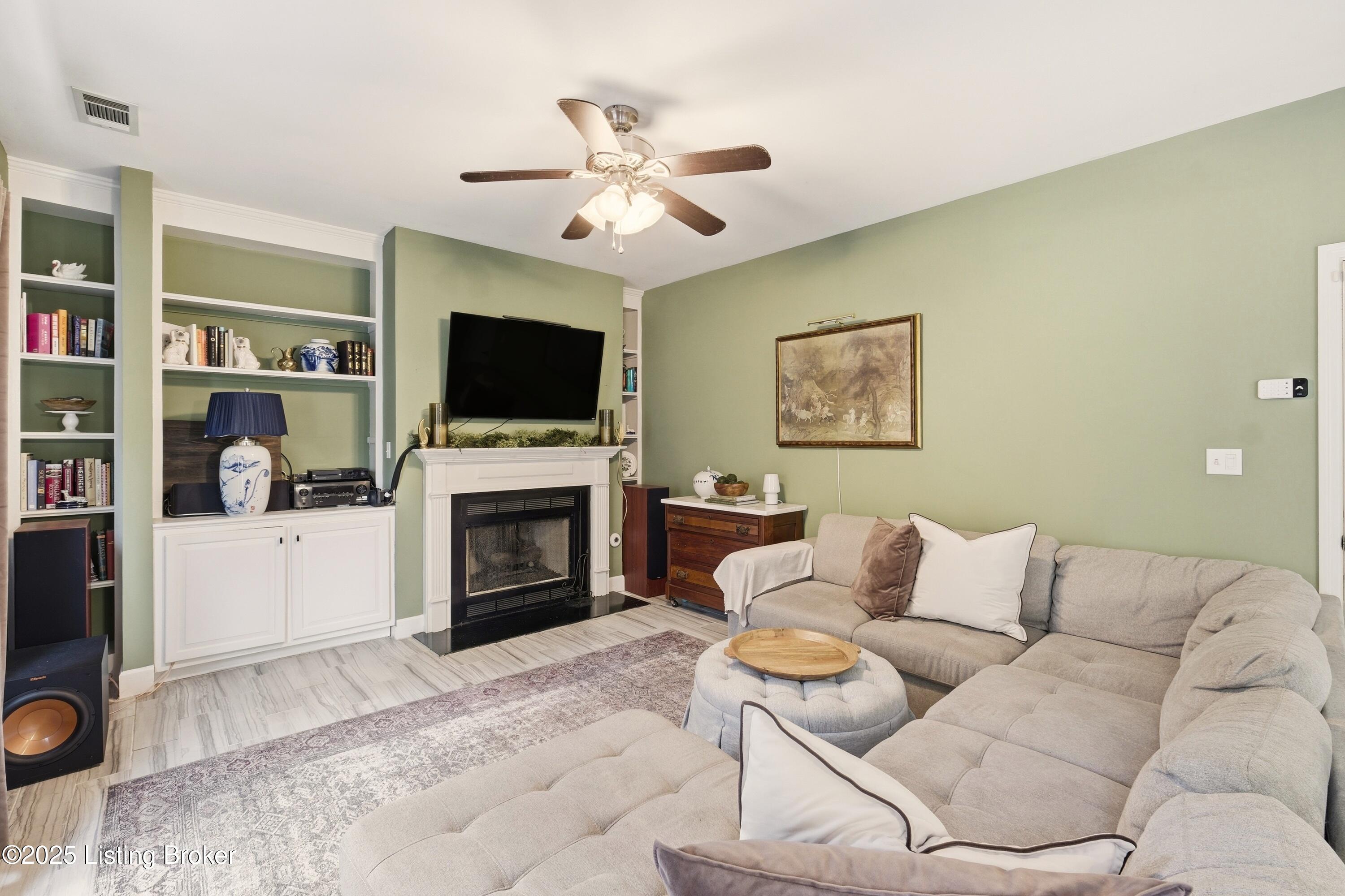 5253 Craigs Creek Dr