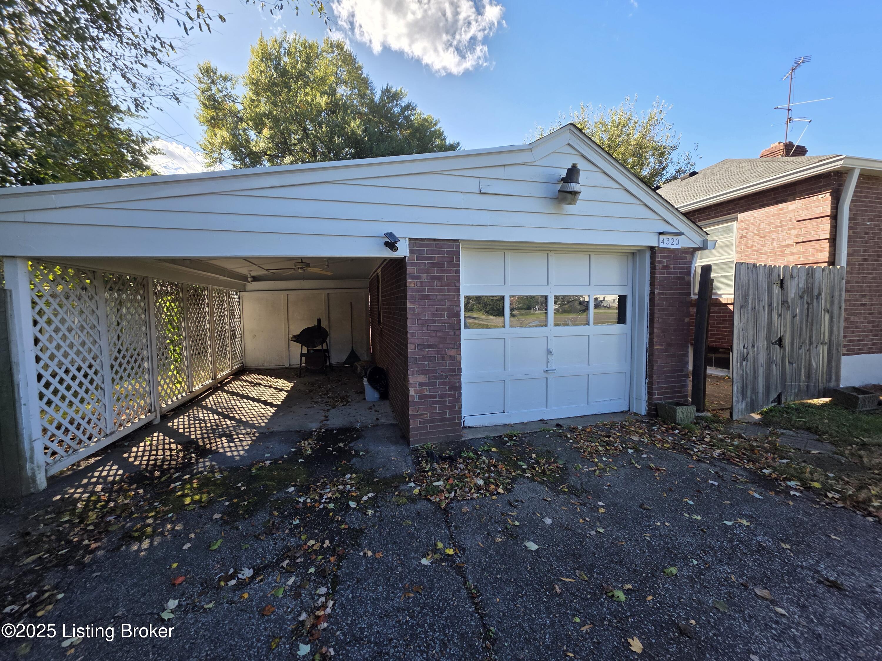 4320 Norbourne Blvd