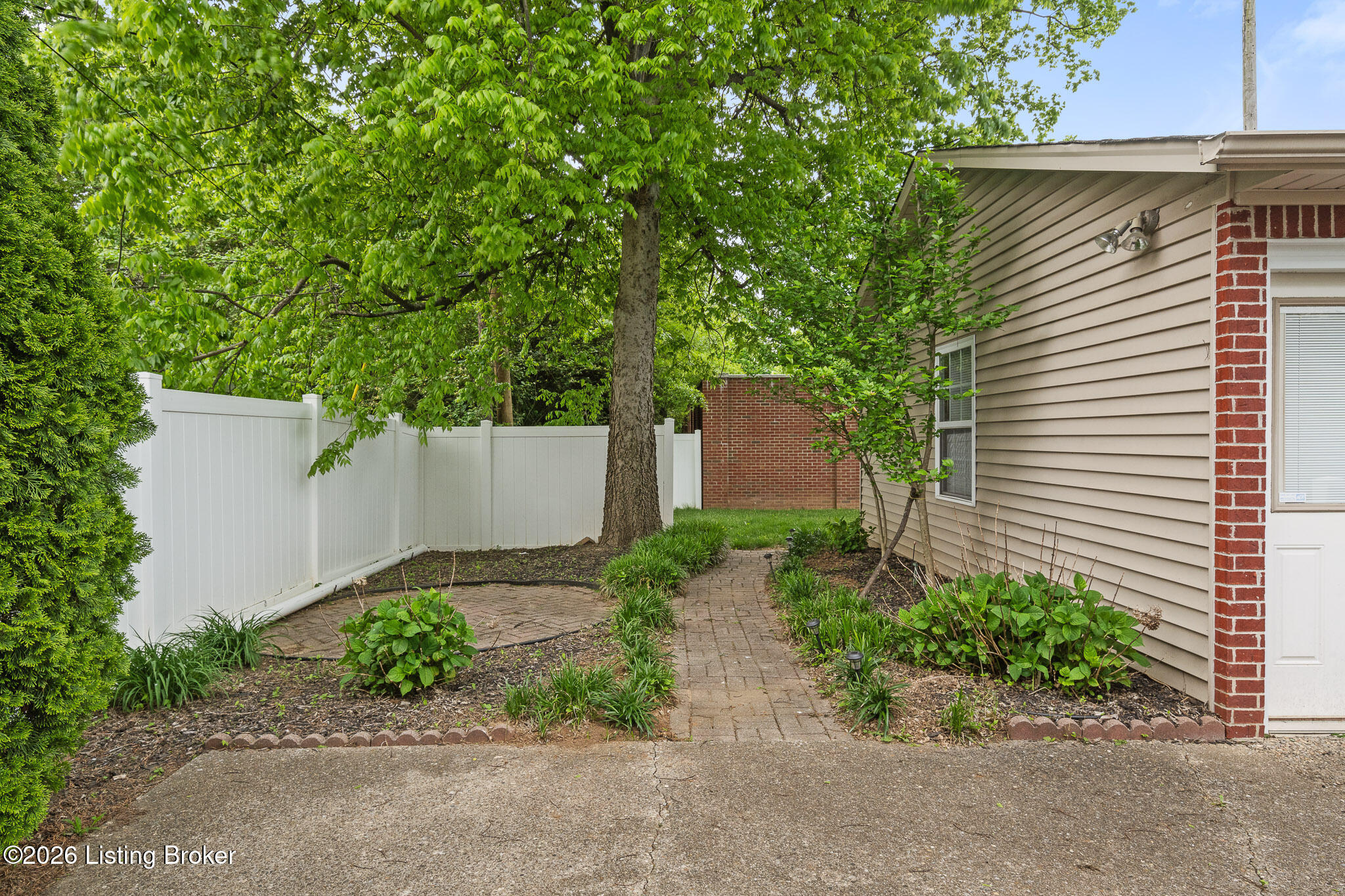 105 Marshall Dr