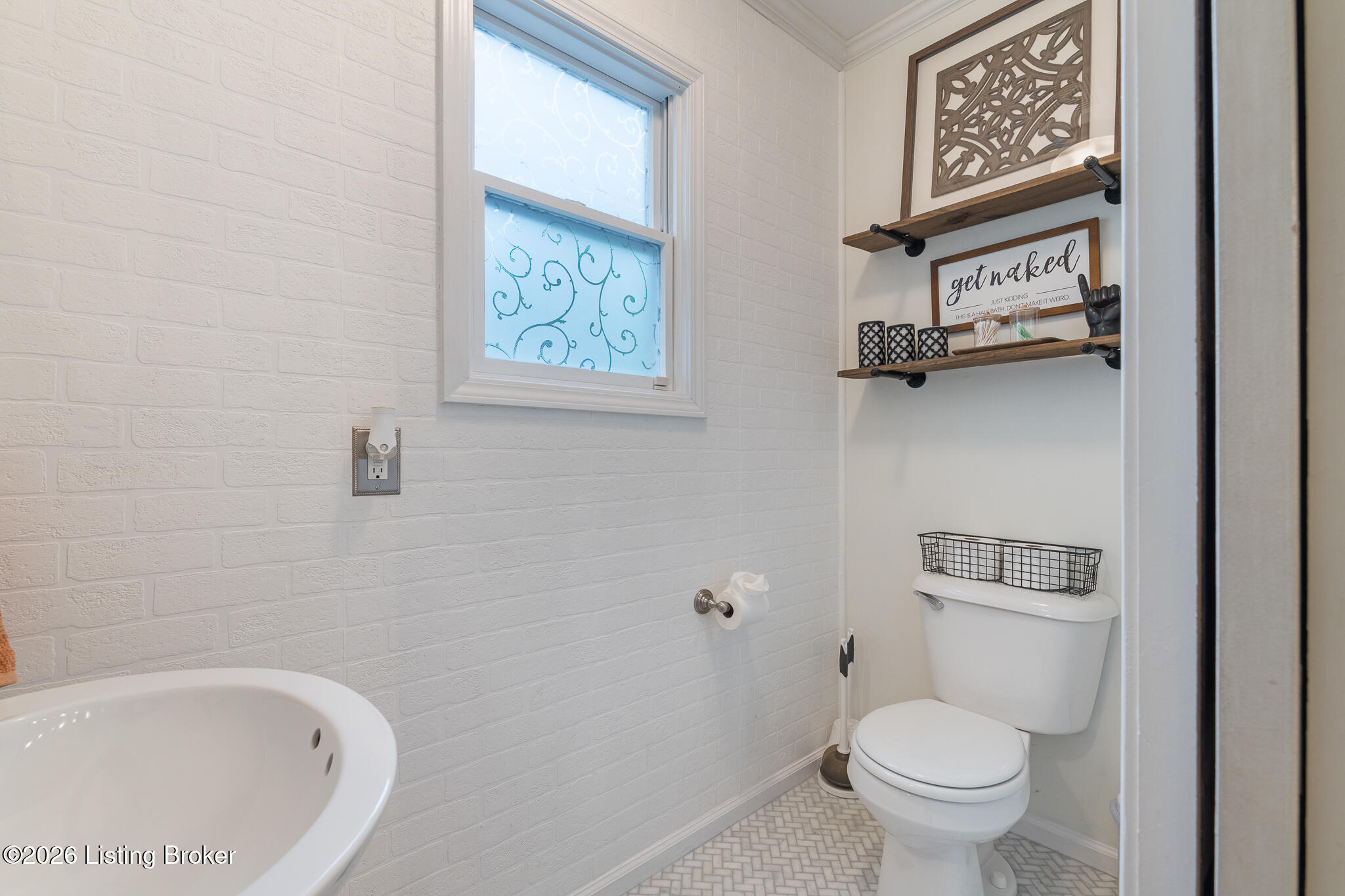 105 Marshall Dr