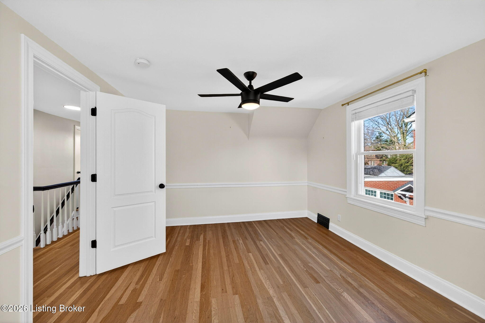 2403 Brighton Dr