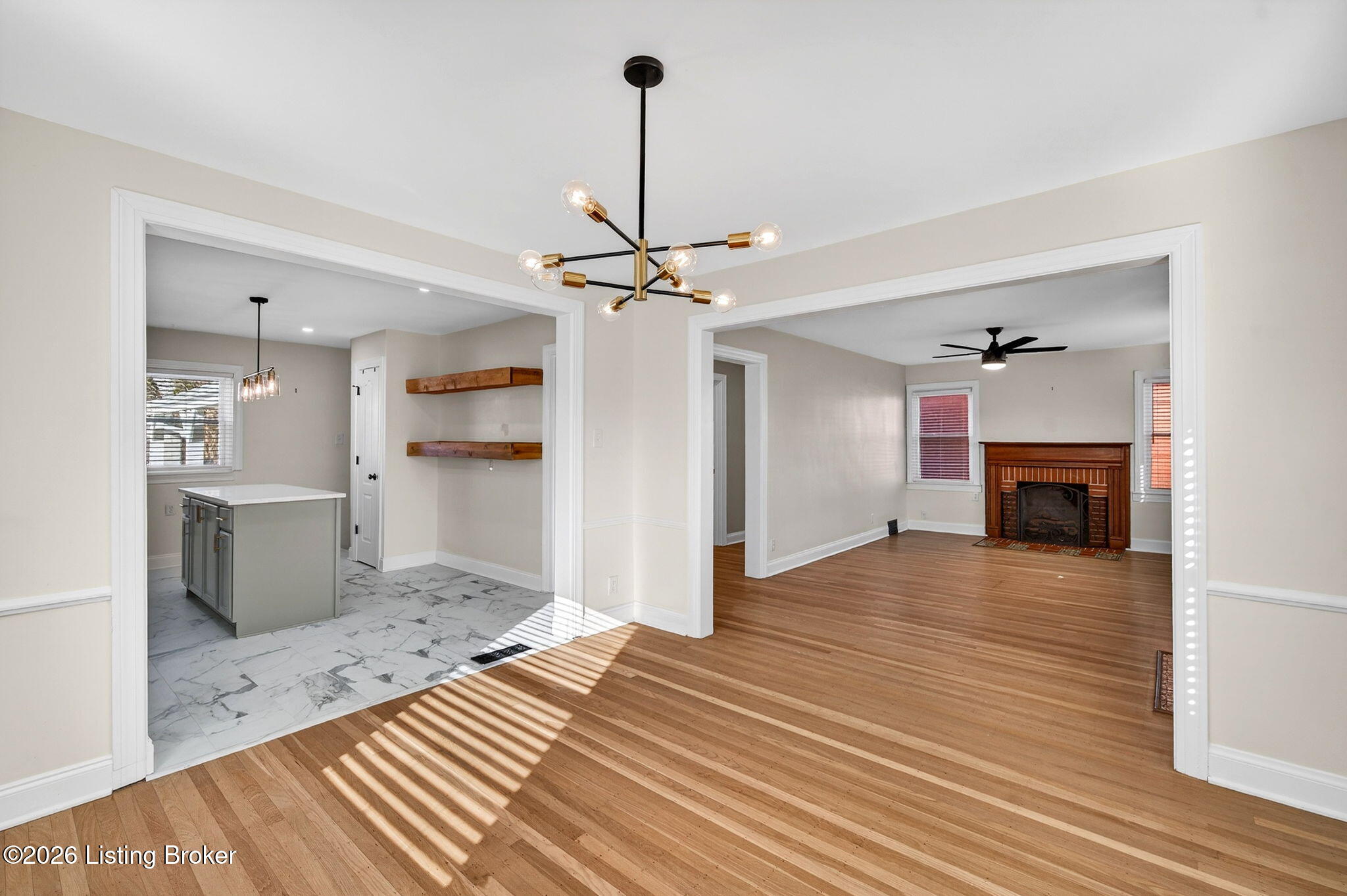 2403 Brighton Dr