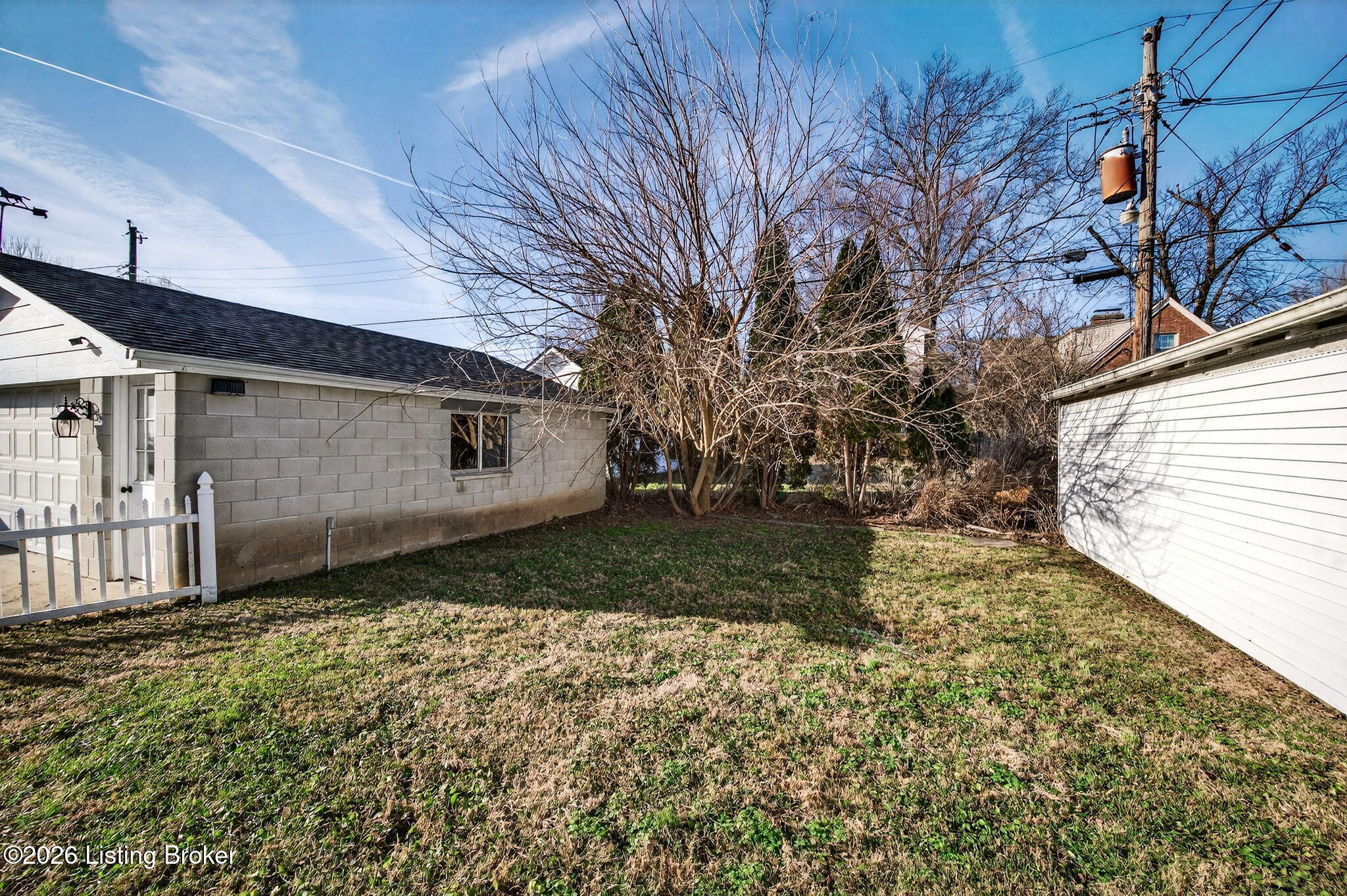 2403 Brighton Dr