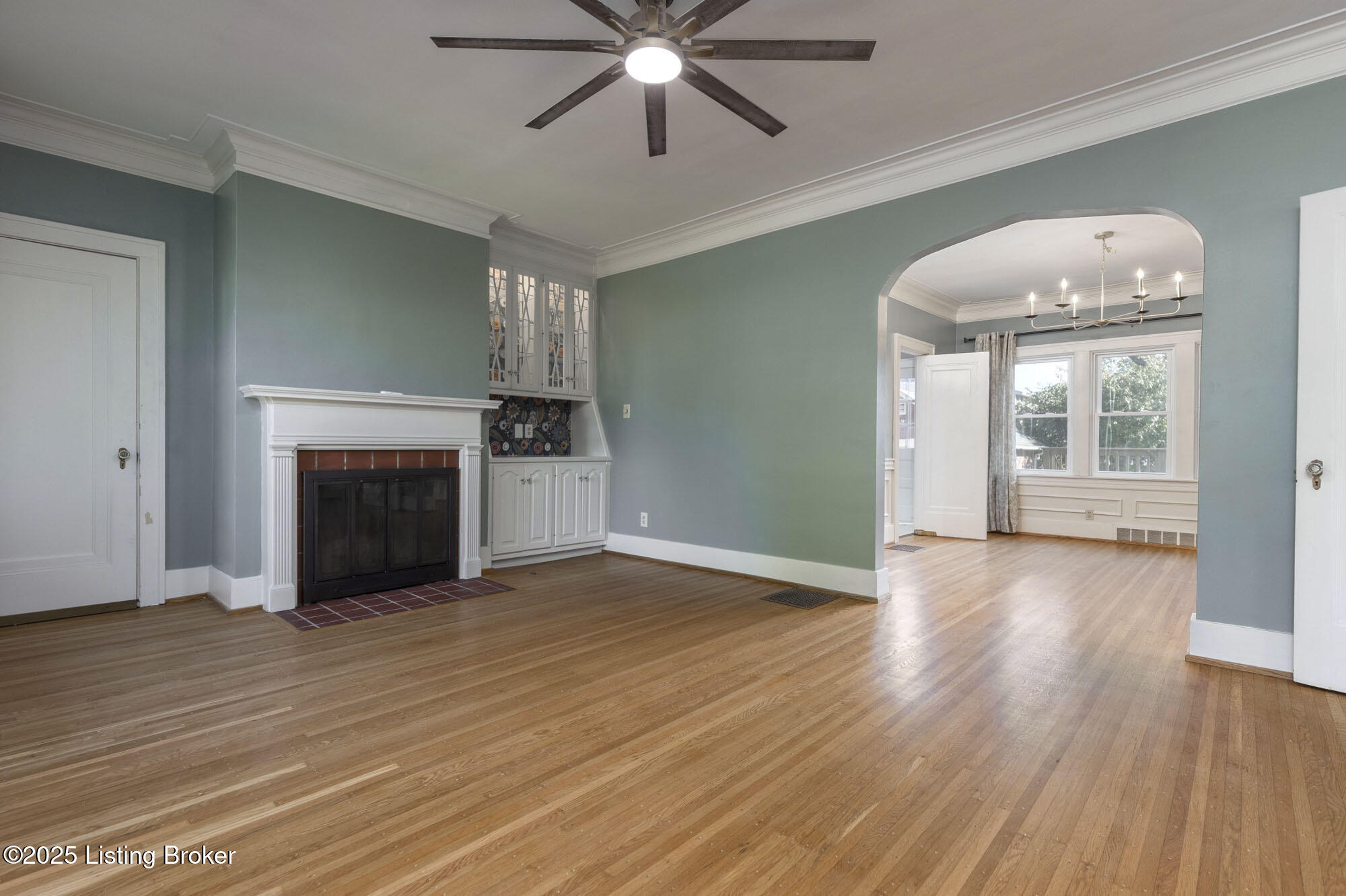 419 FAIRLAWN Rd