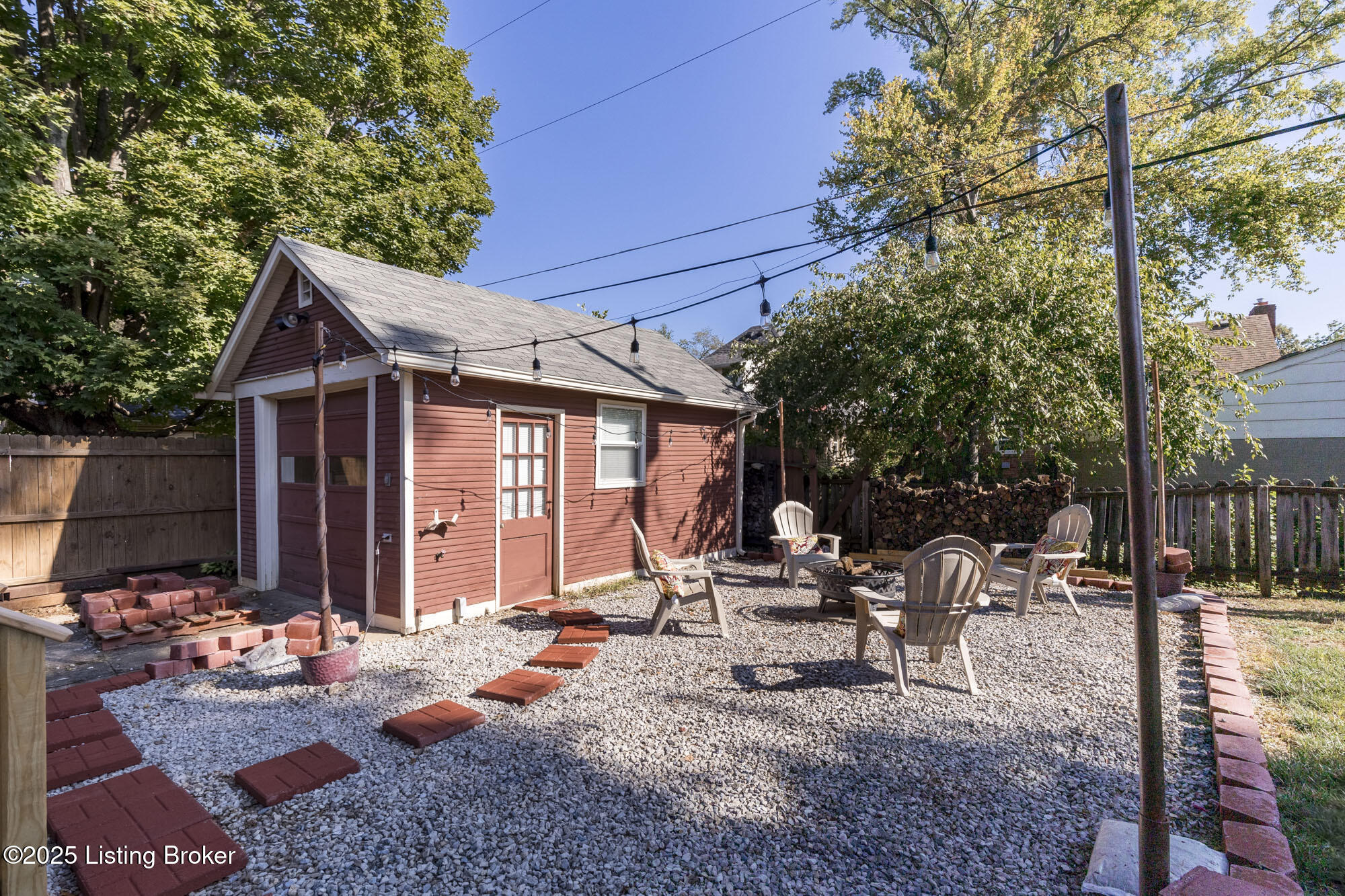 419 FAIRLAWN Rd