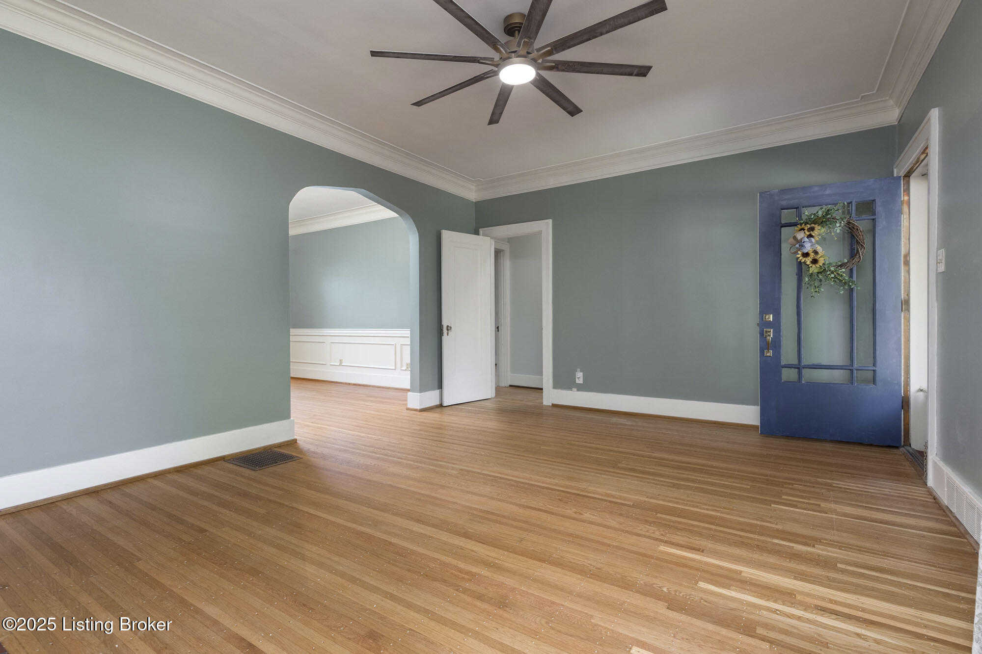419 FAIRLAWN Rd