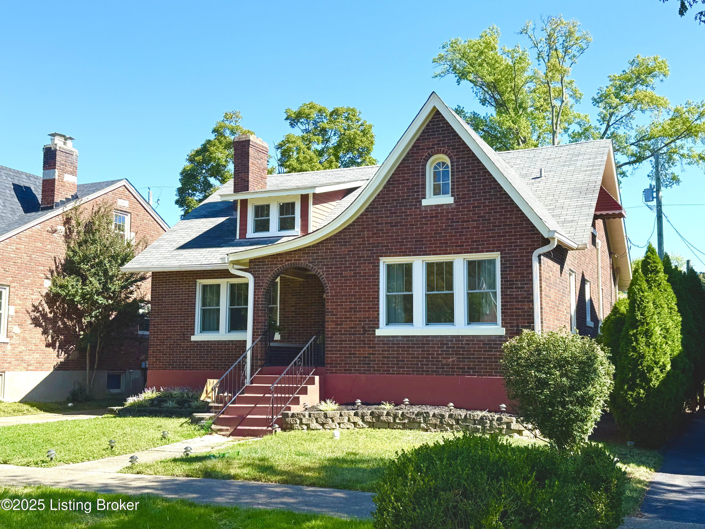419 FAIRLAWN Rd