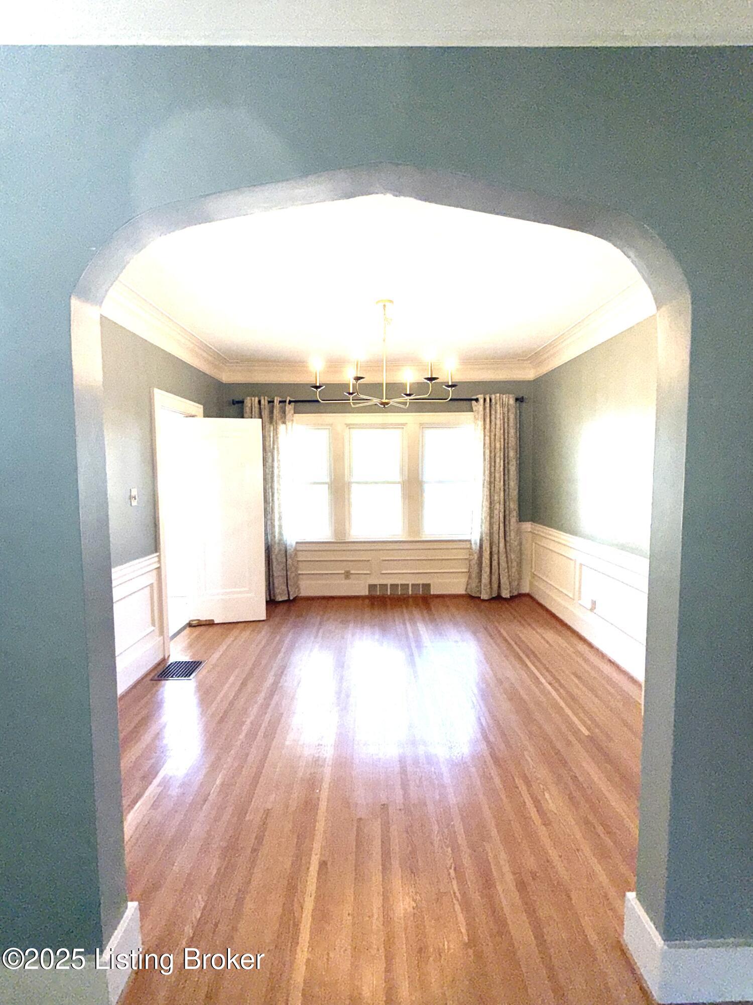 419 FAIRLAWN Rd