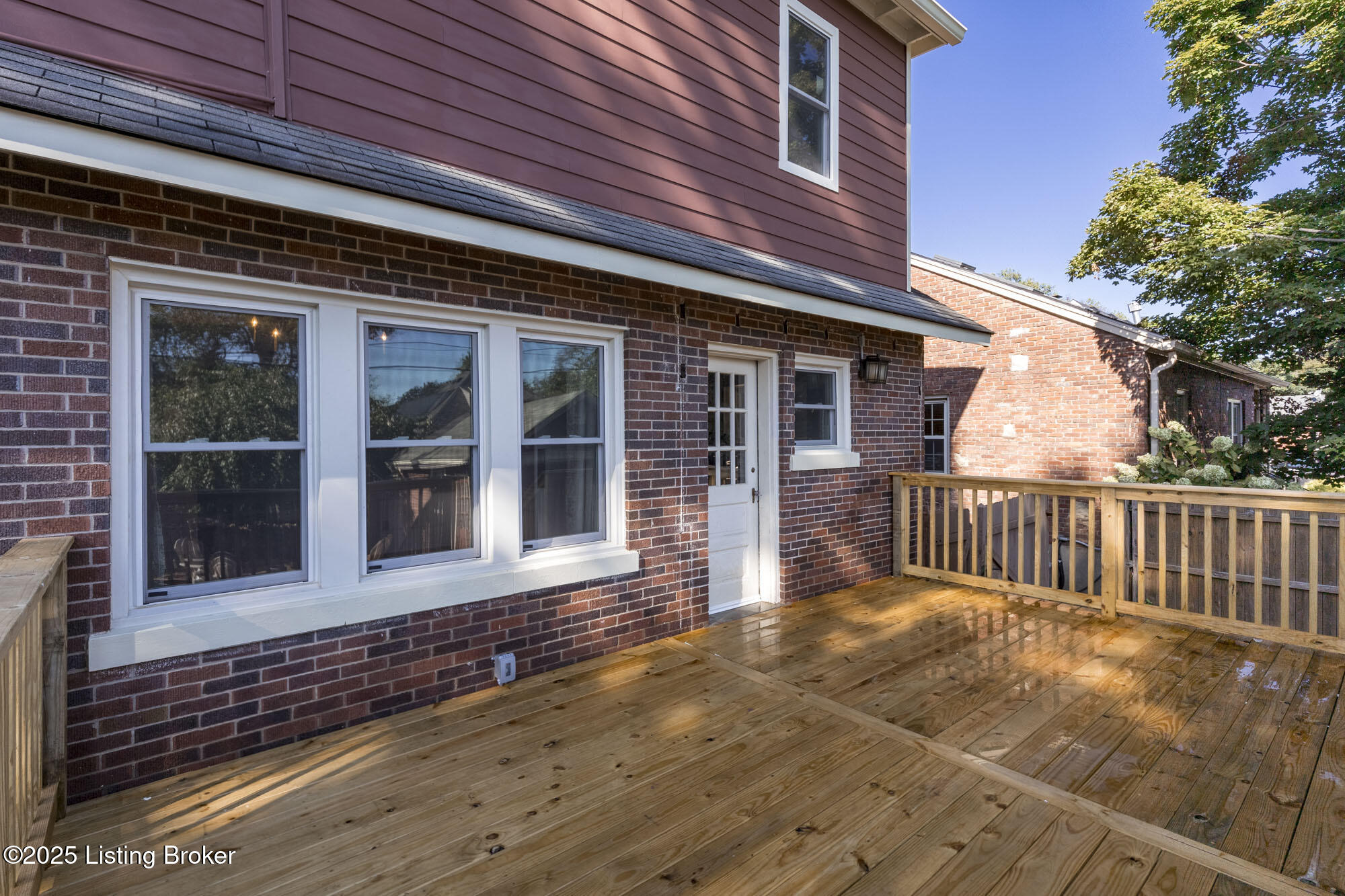 419 FAIRLAWN Rd