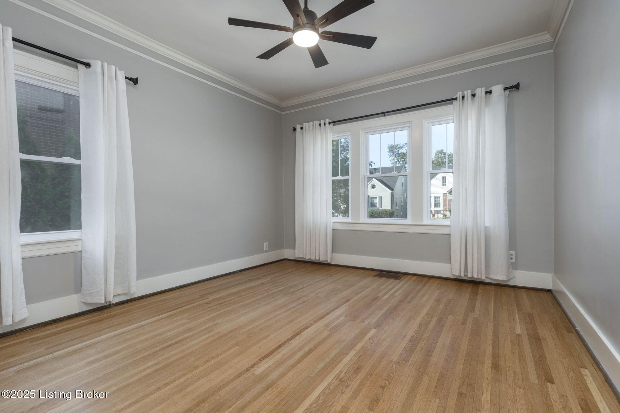 419 FAIRLAWN Rd