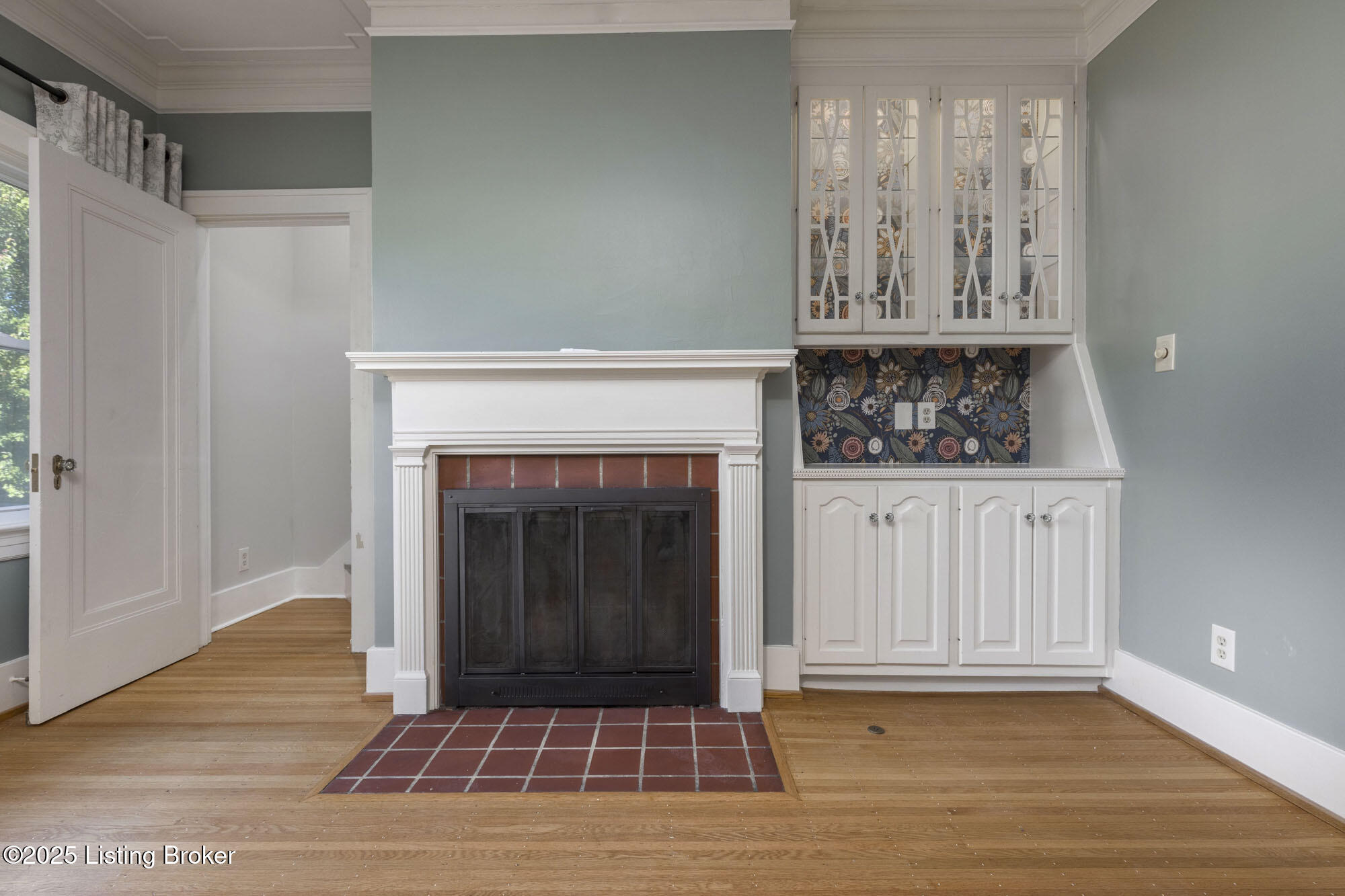 419 FAIRLAWN Rd