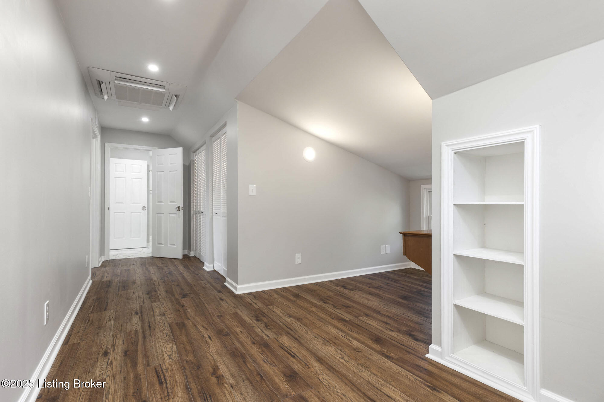 419 FAIRLAWN Rd