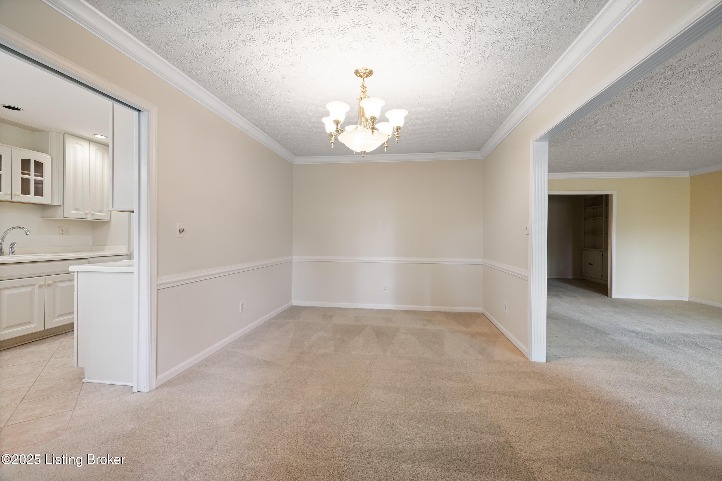 1600 Gardiner Ln 108