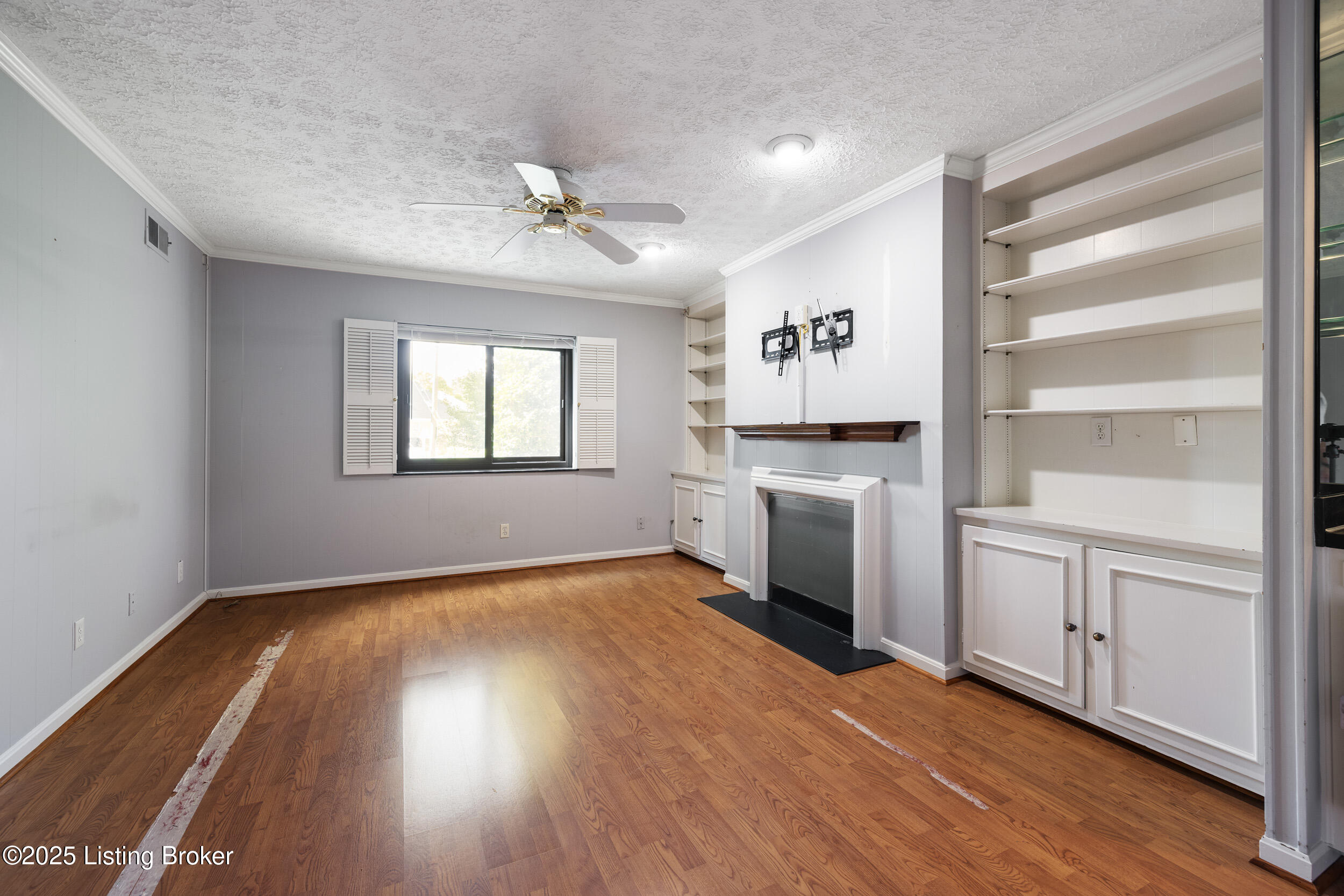 1600 Gardiner Ln 108