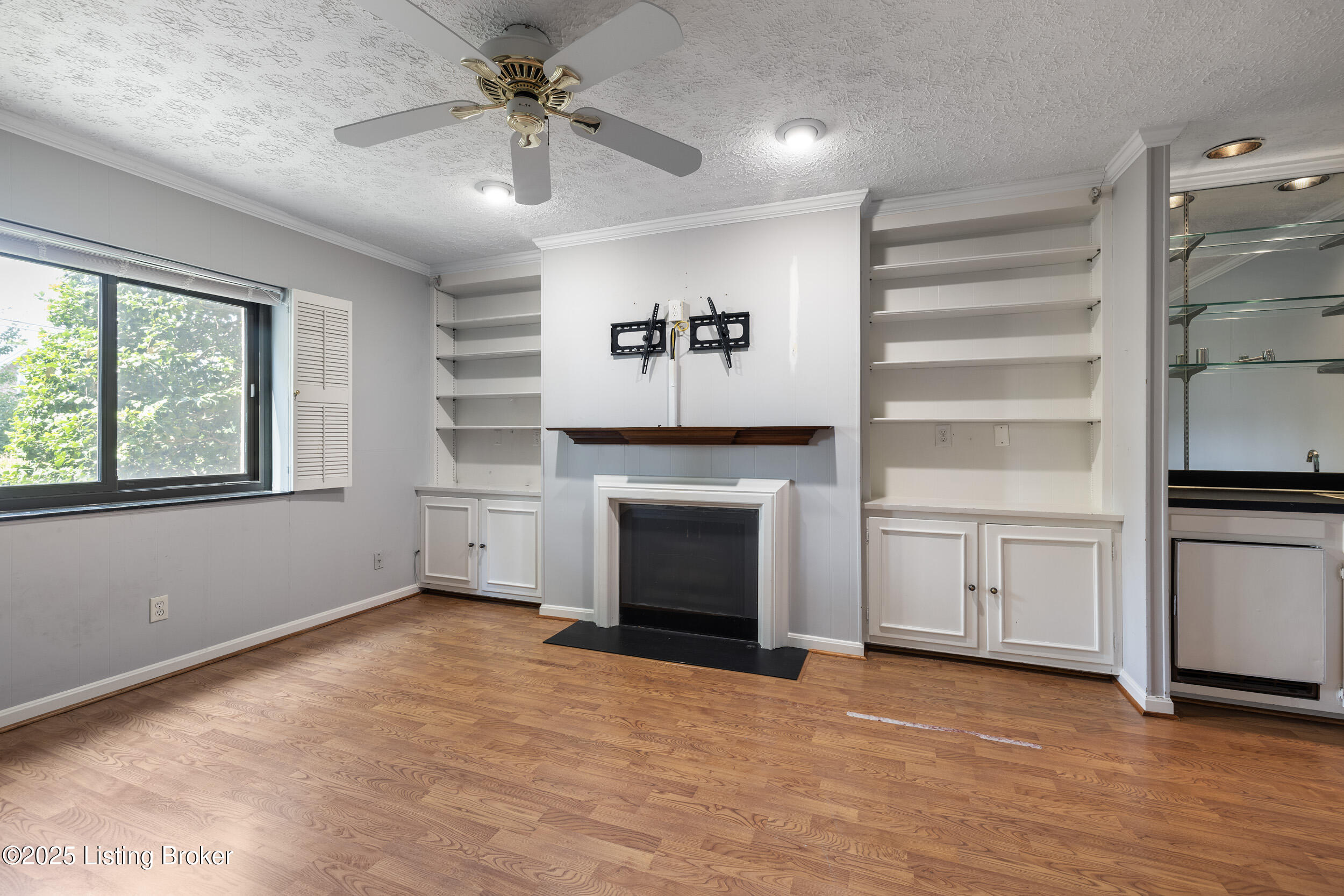 1600 Gardiner Ln 108