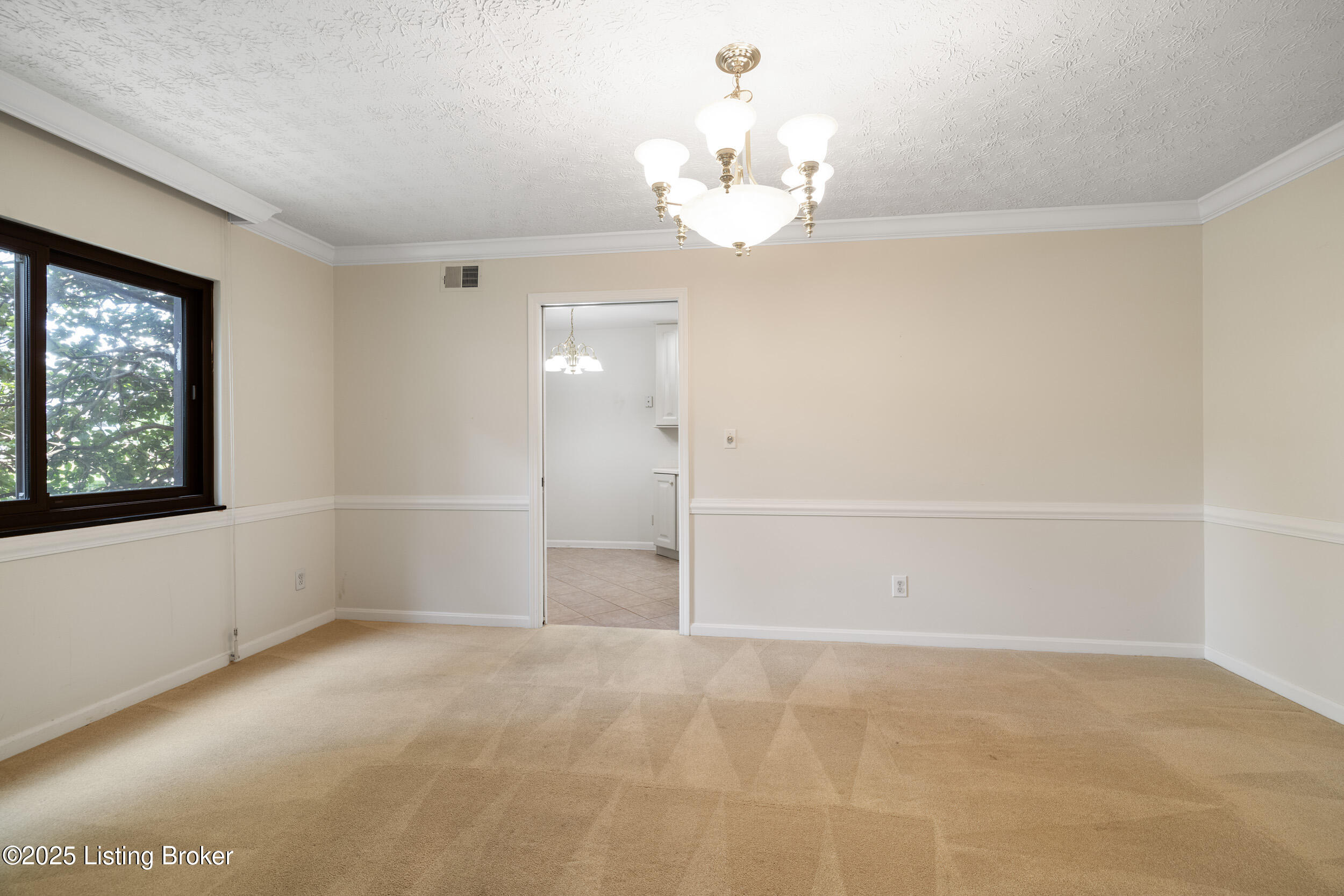 1600 Gardiner Ln 108