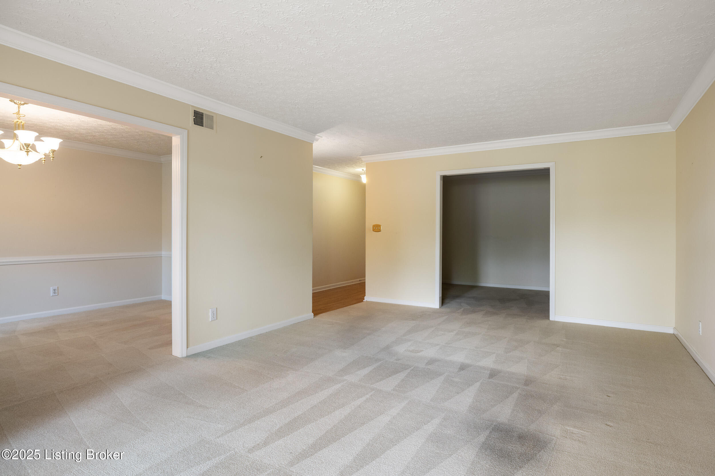 1600 Gardiner Ln 108