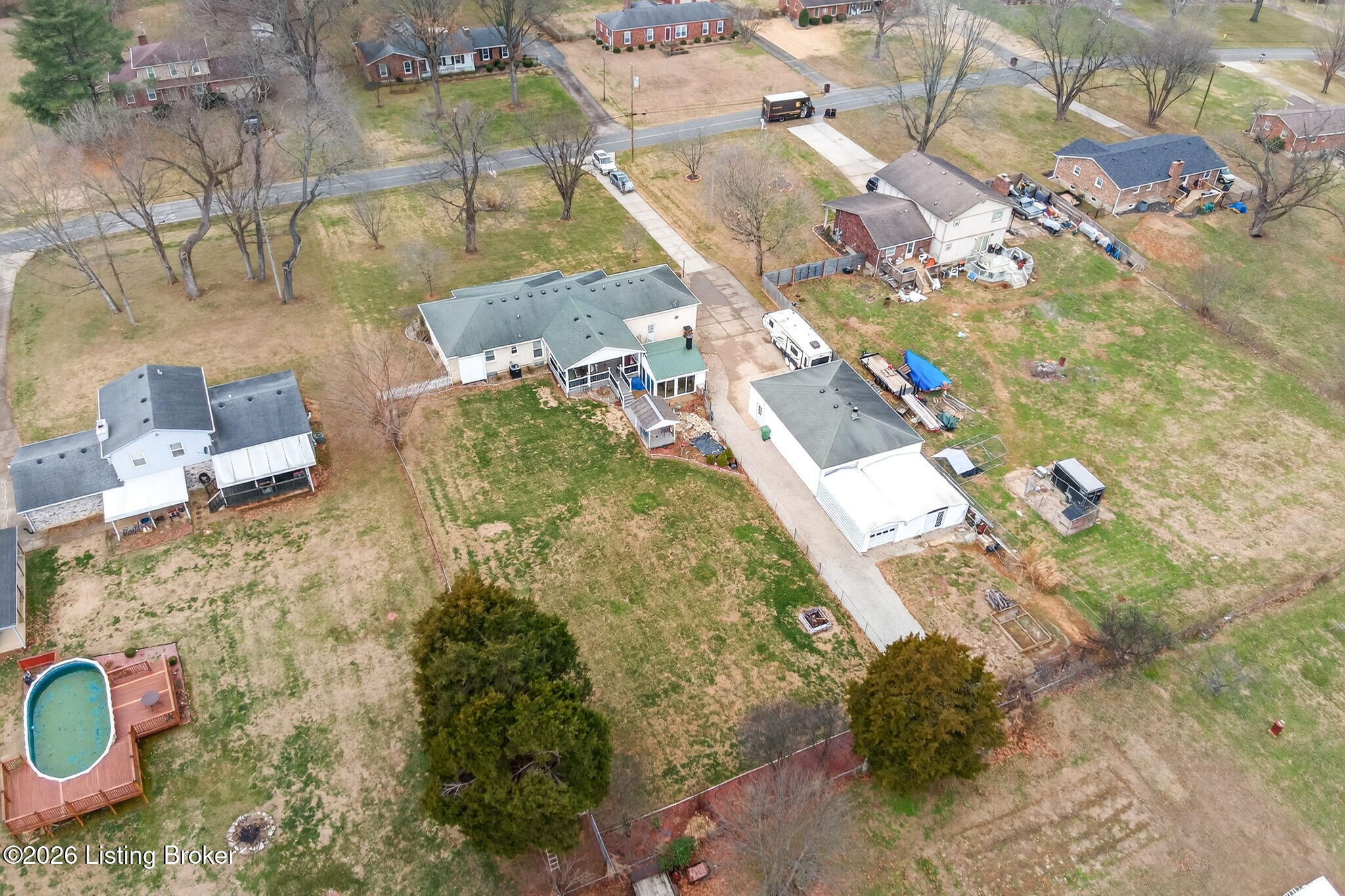 4809 Fox Chase Dr
