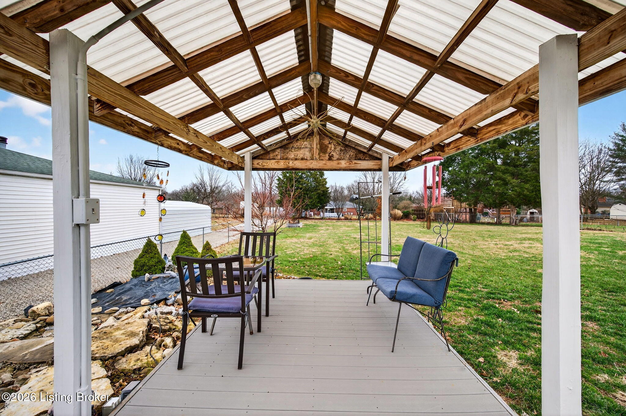 4809 Fox Chase Dr