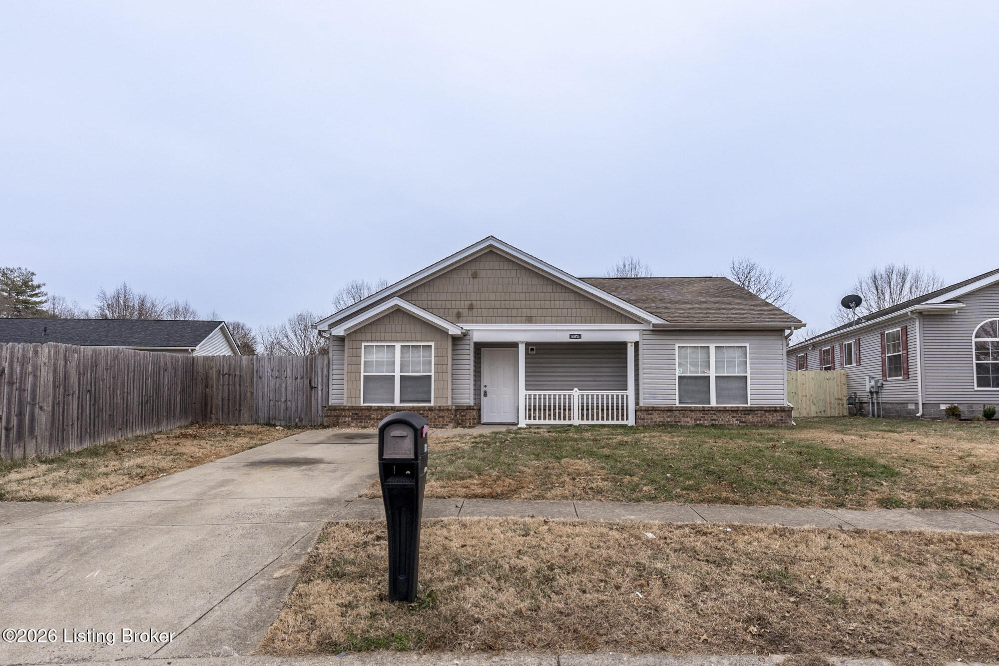 8815 Woodpointe Blvd