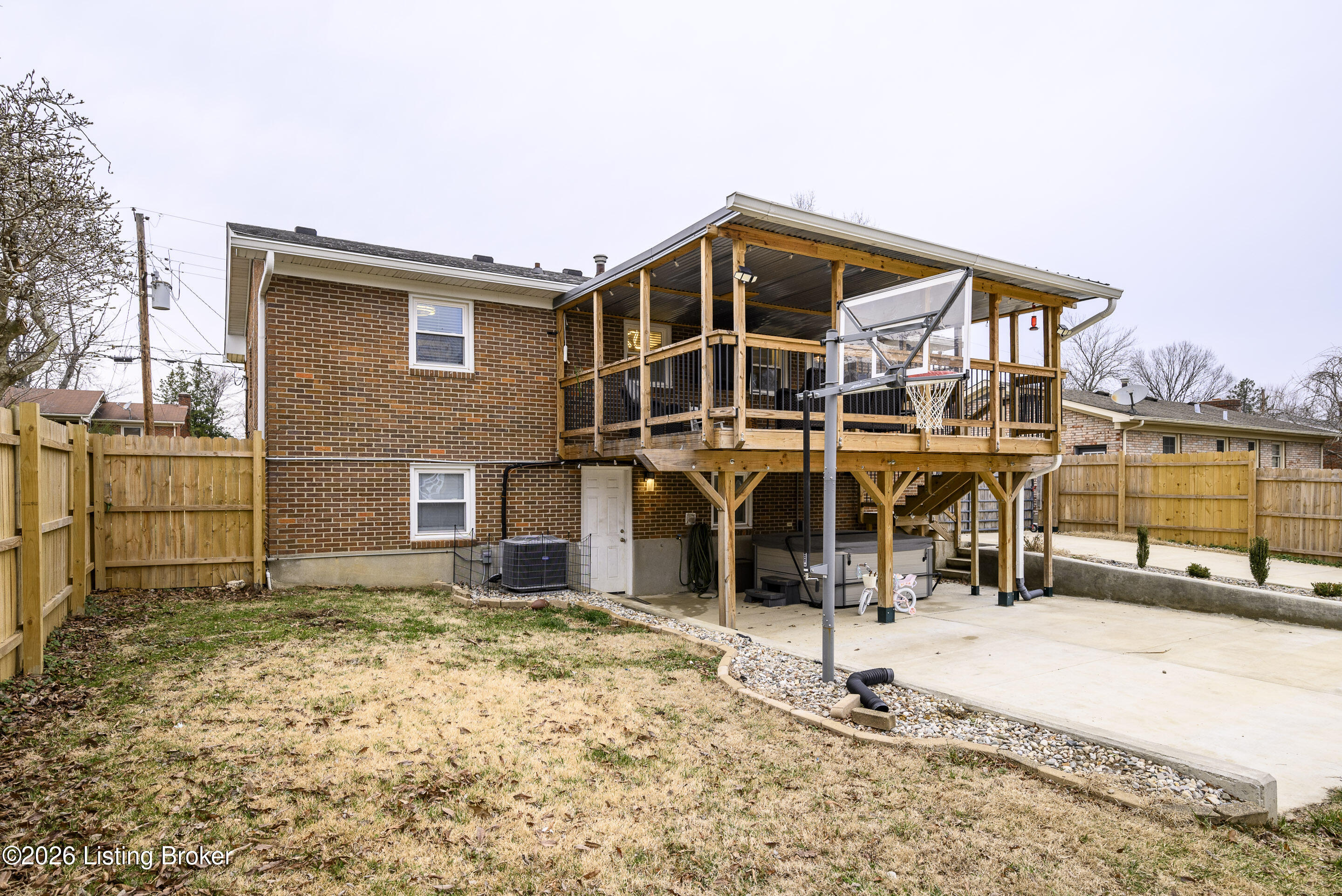 3814 Iron Horse Way
