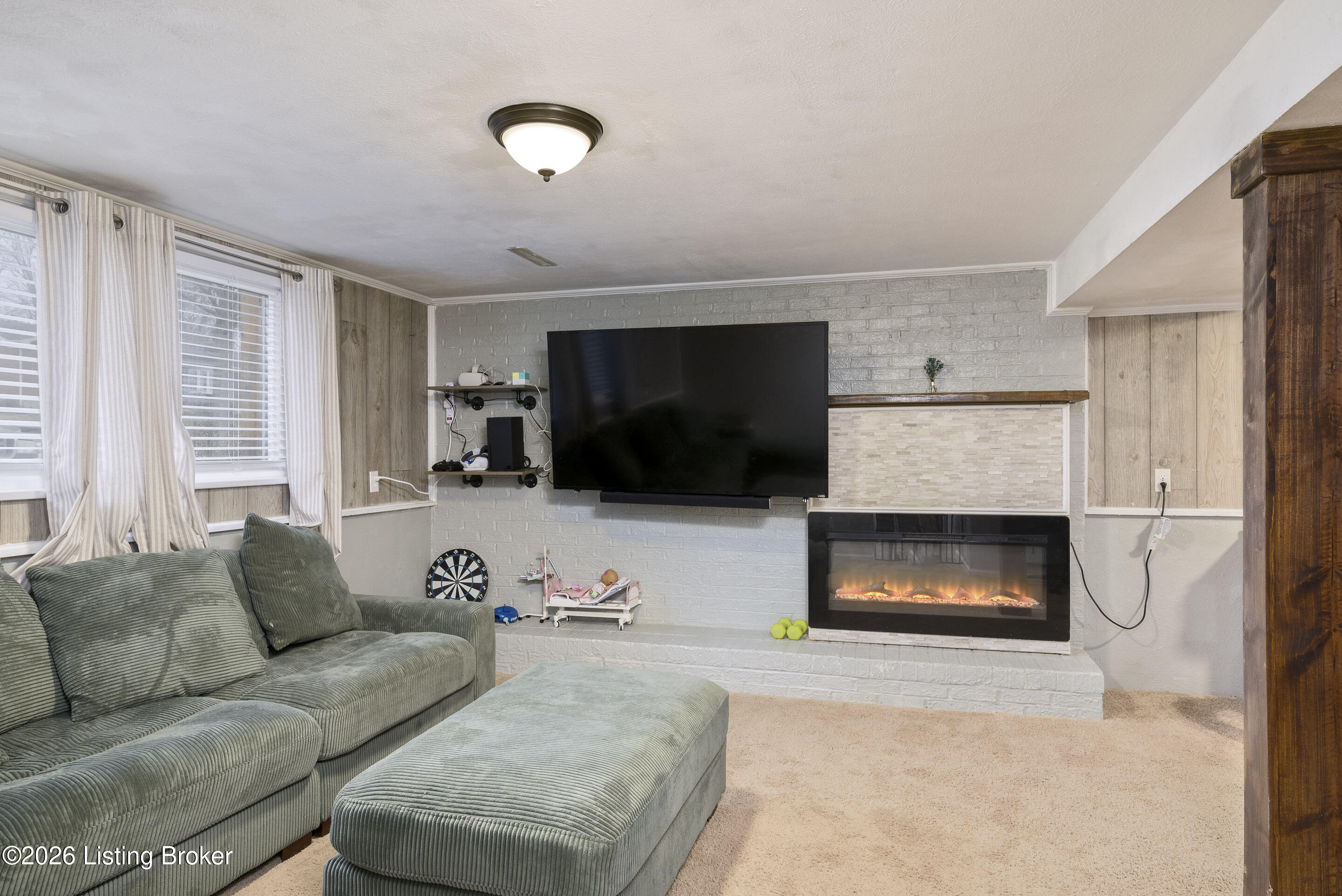 3814 Iron Horse Way