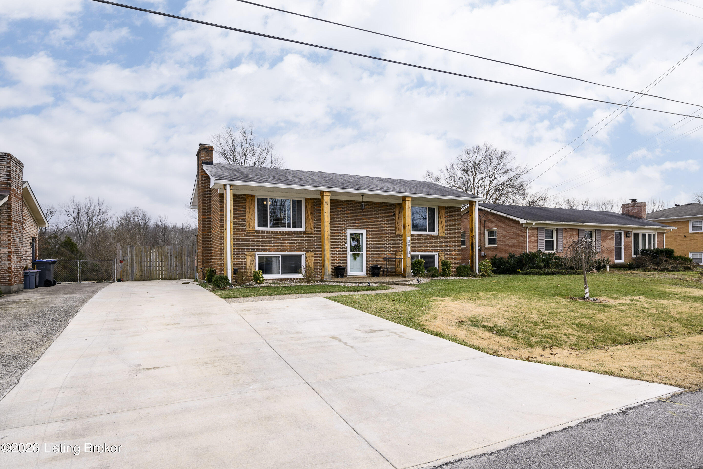 3814 Iron Horse Way