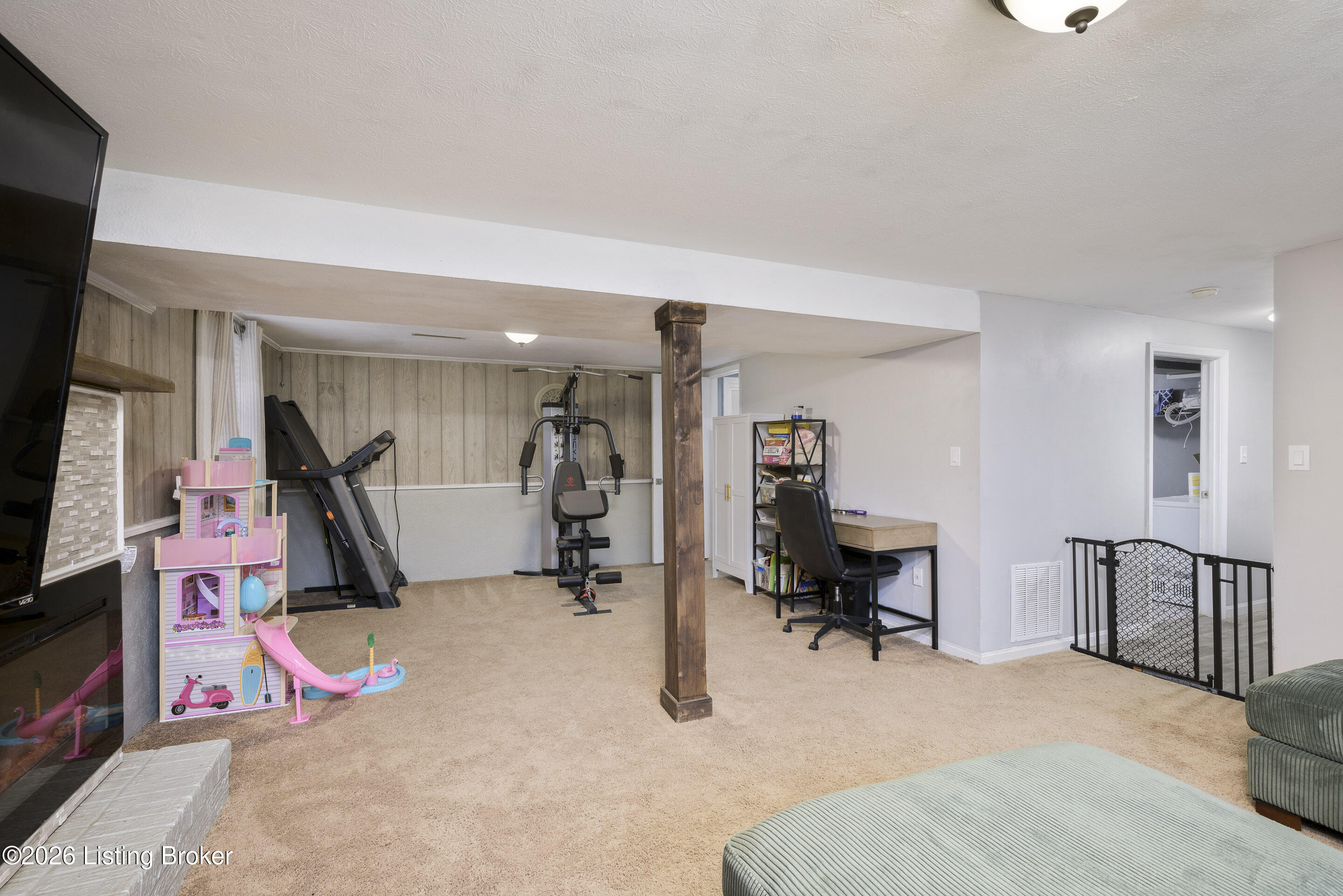 3814 Iron Horse Way