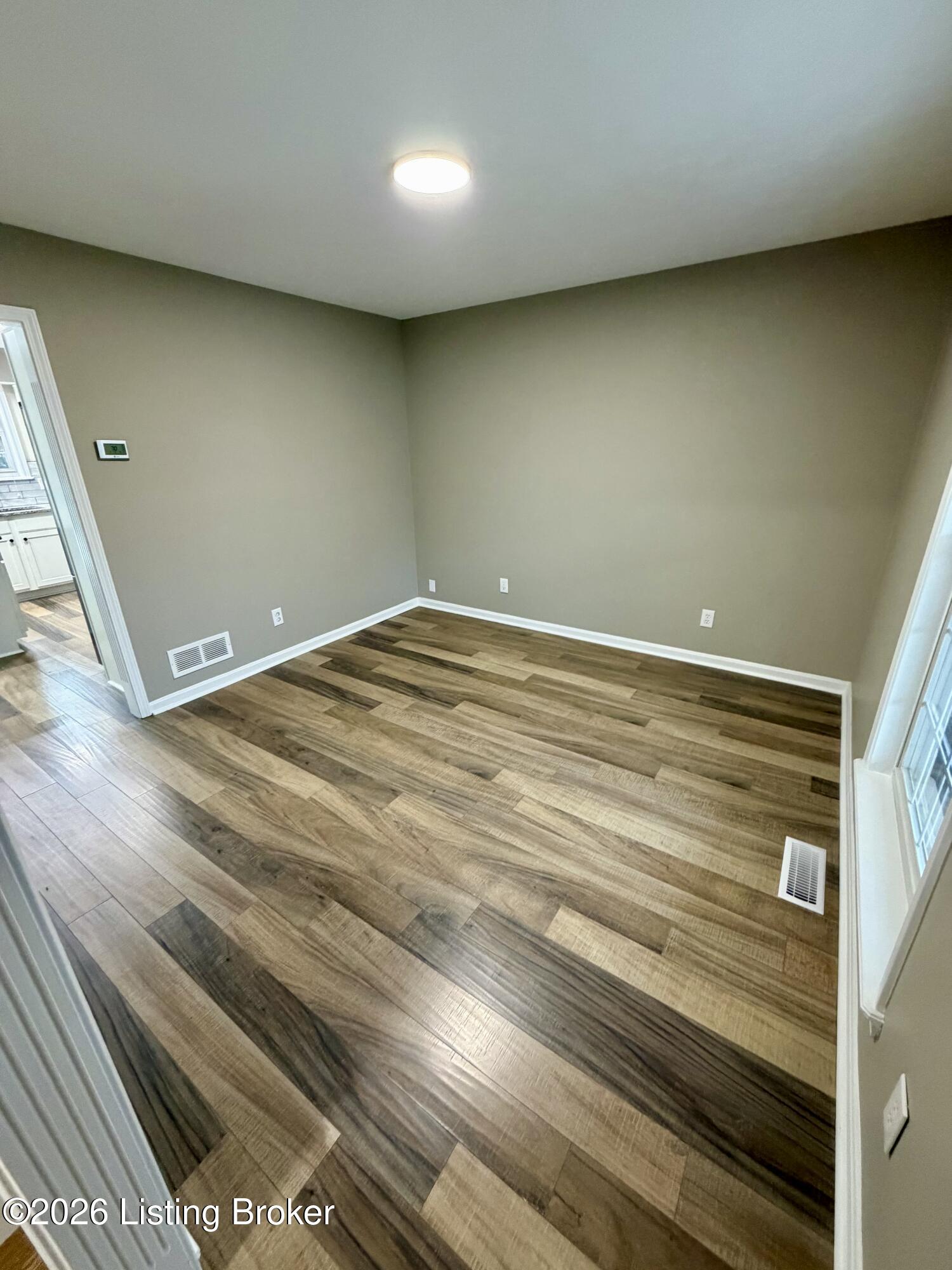 6229 Camden Cir
