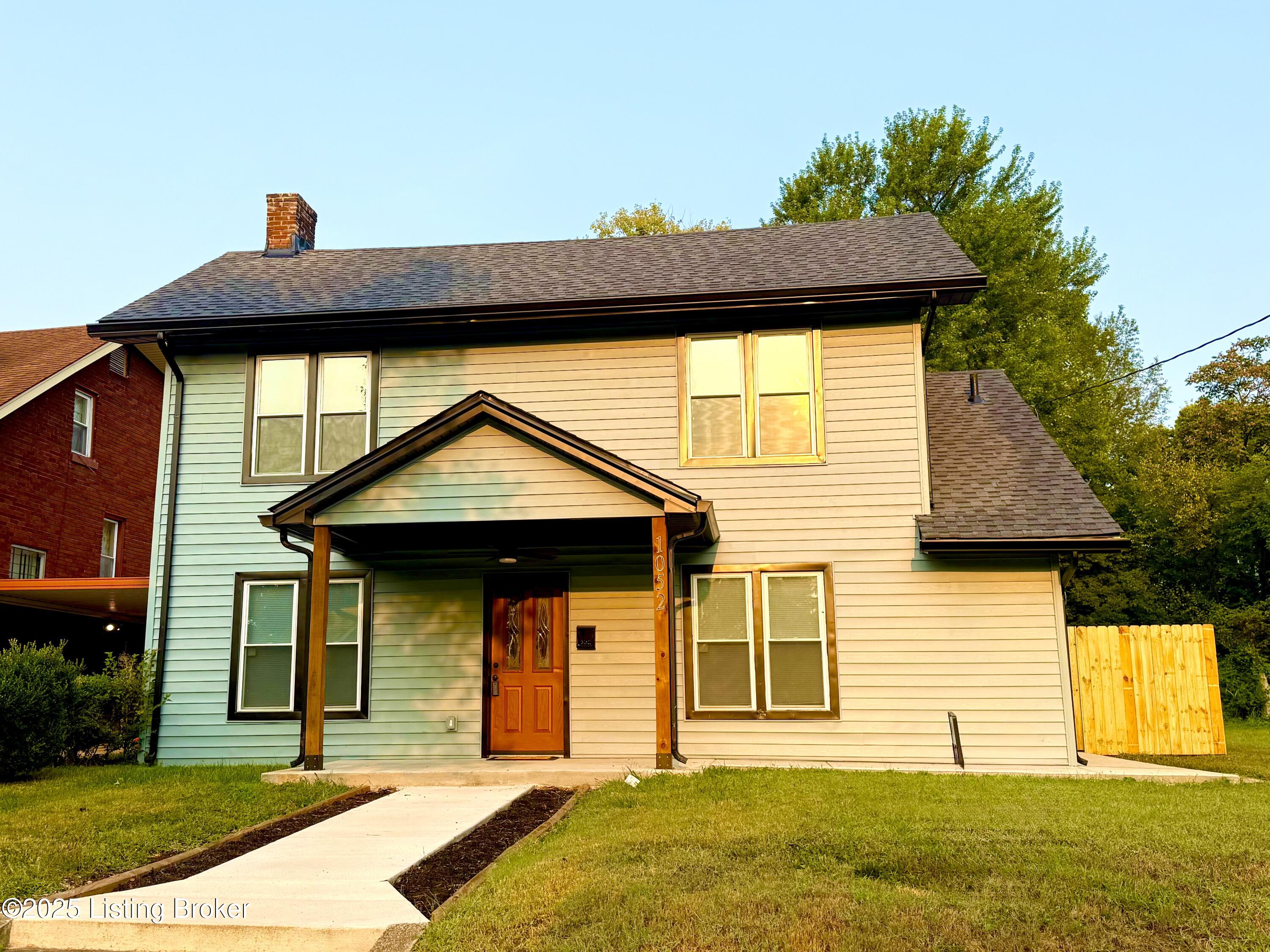 1052 CECIL Ave