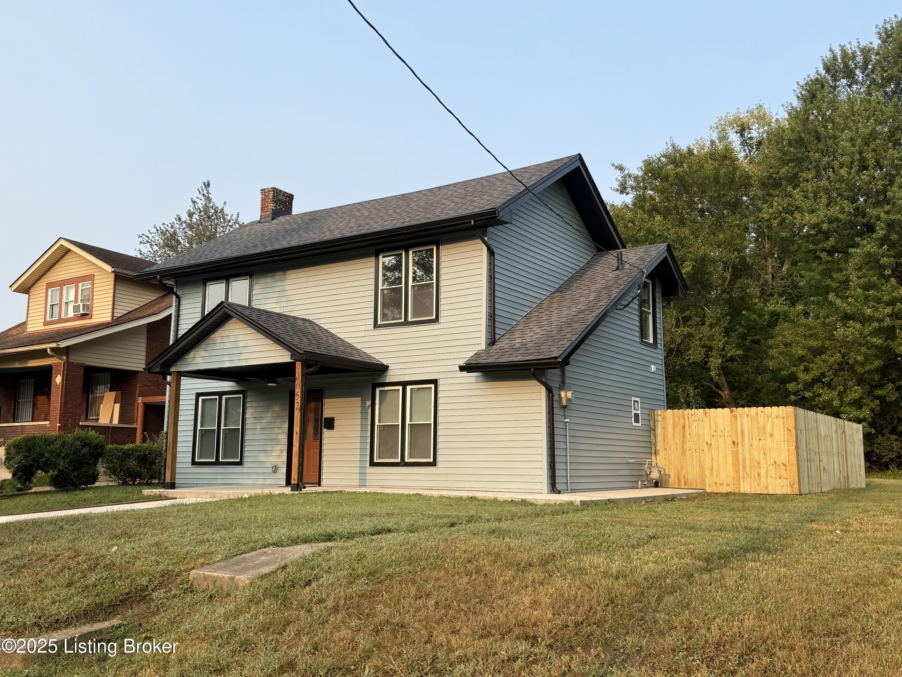 1052 CECIL Ave