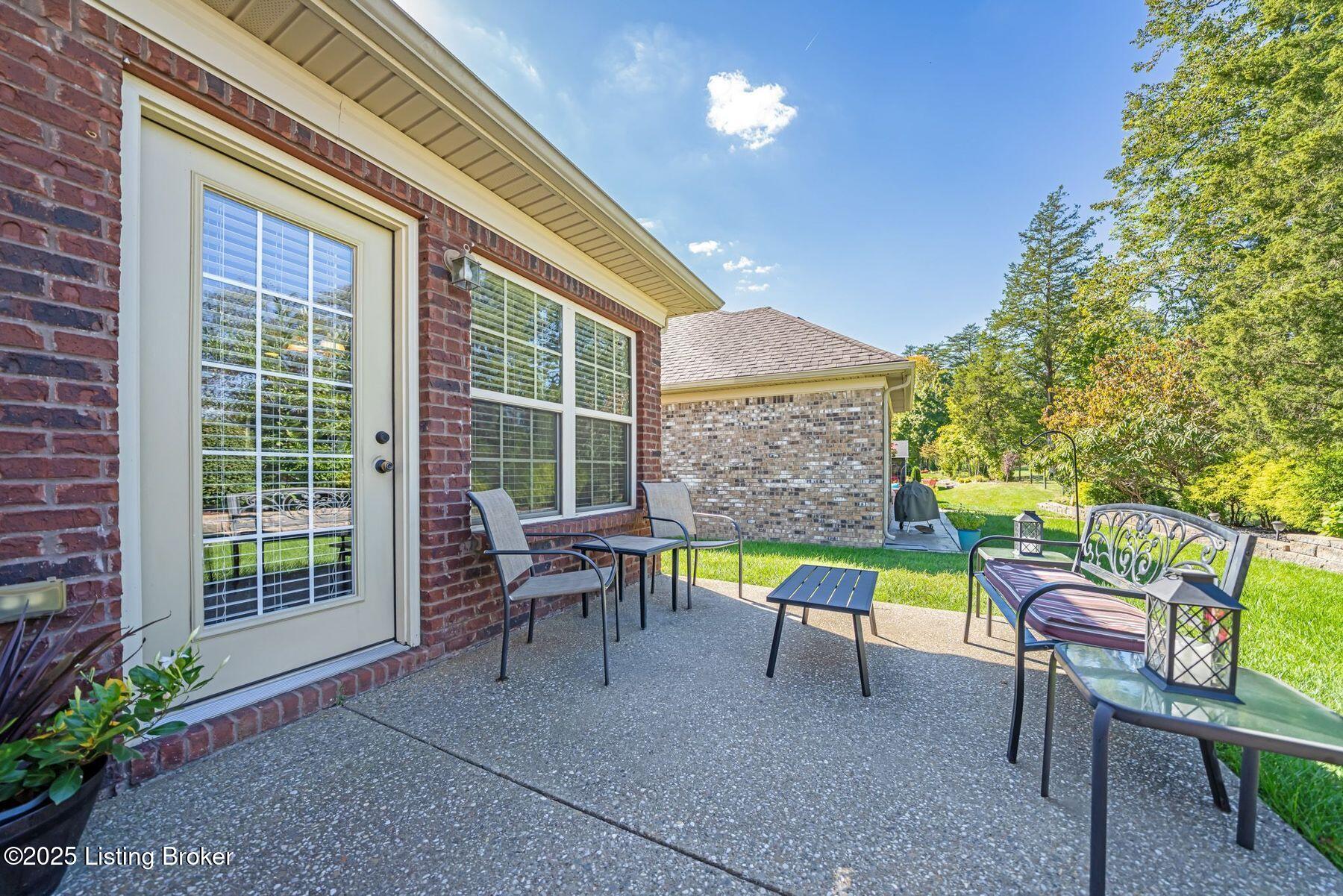 10013 Cedar Garden Dr