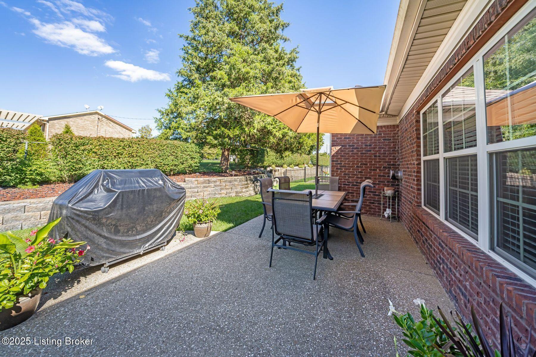10013 Cedar Garden Dr
