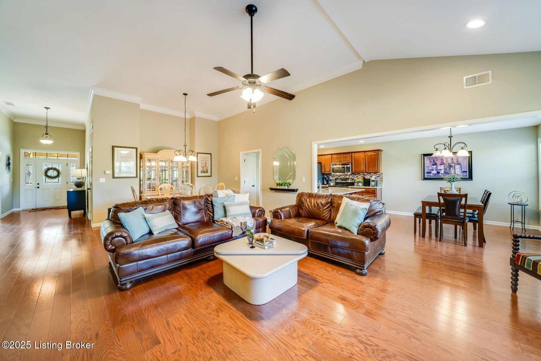 10013 Cedar Garden Dr