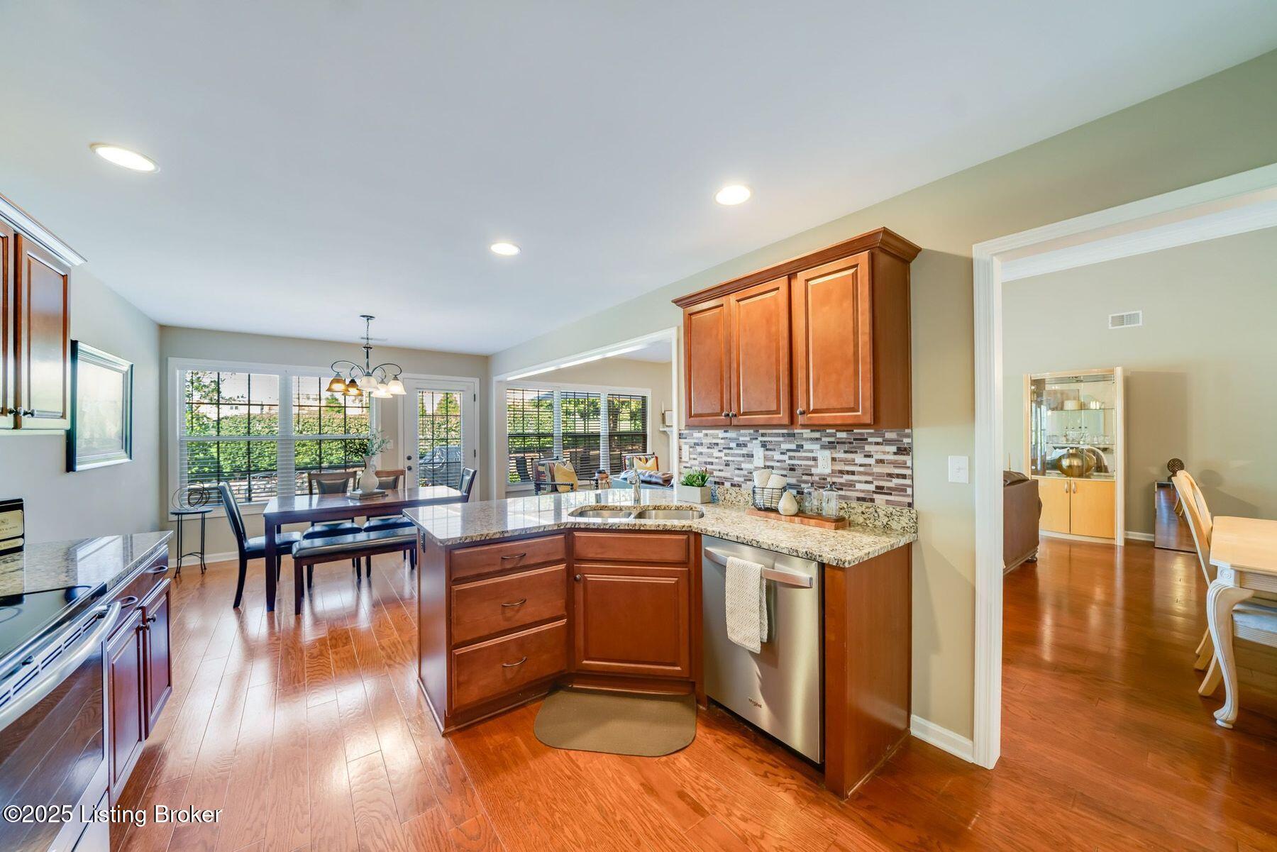 10013 Cedar Garden Dr