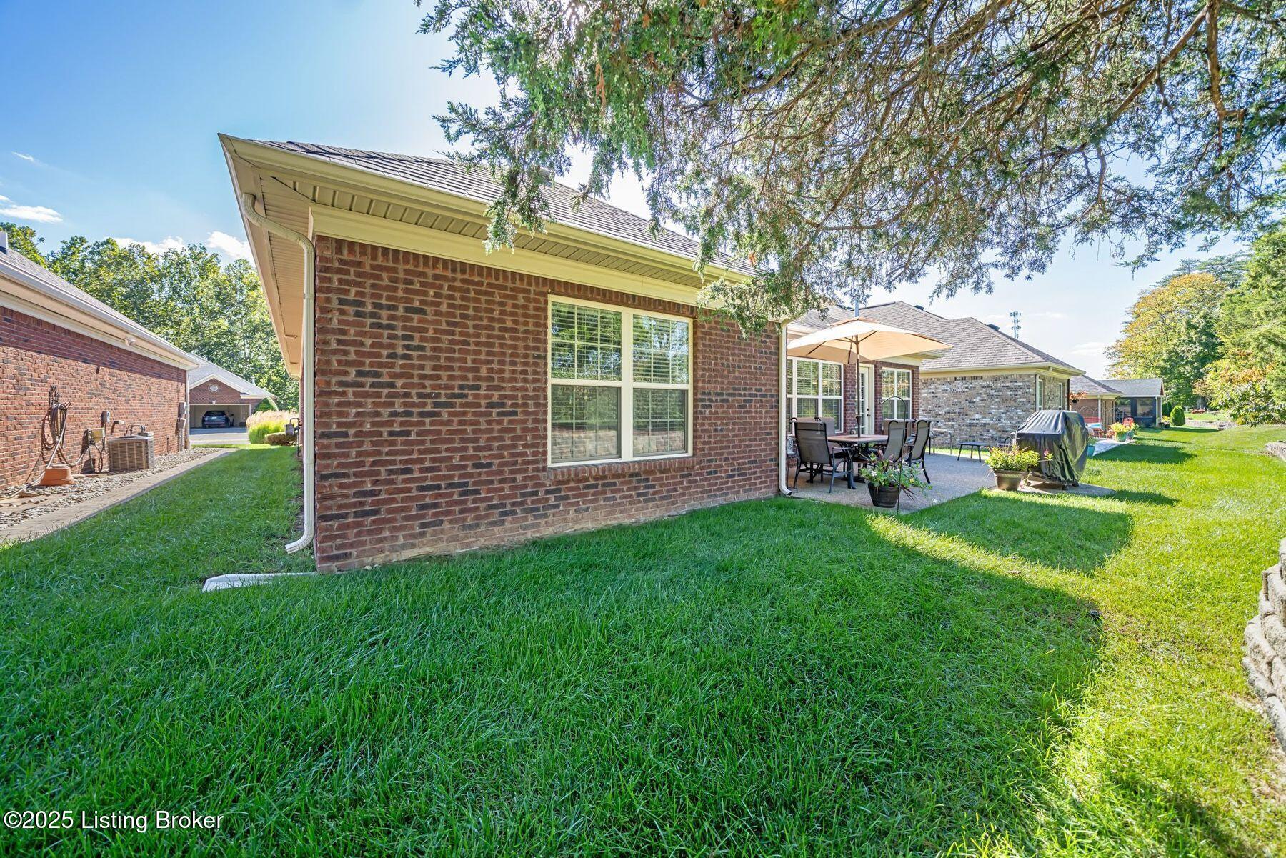 10013 Cedar Garden Dr
