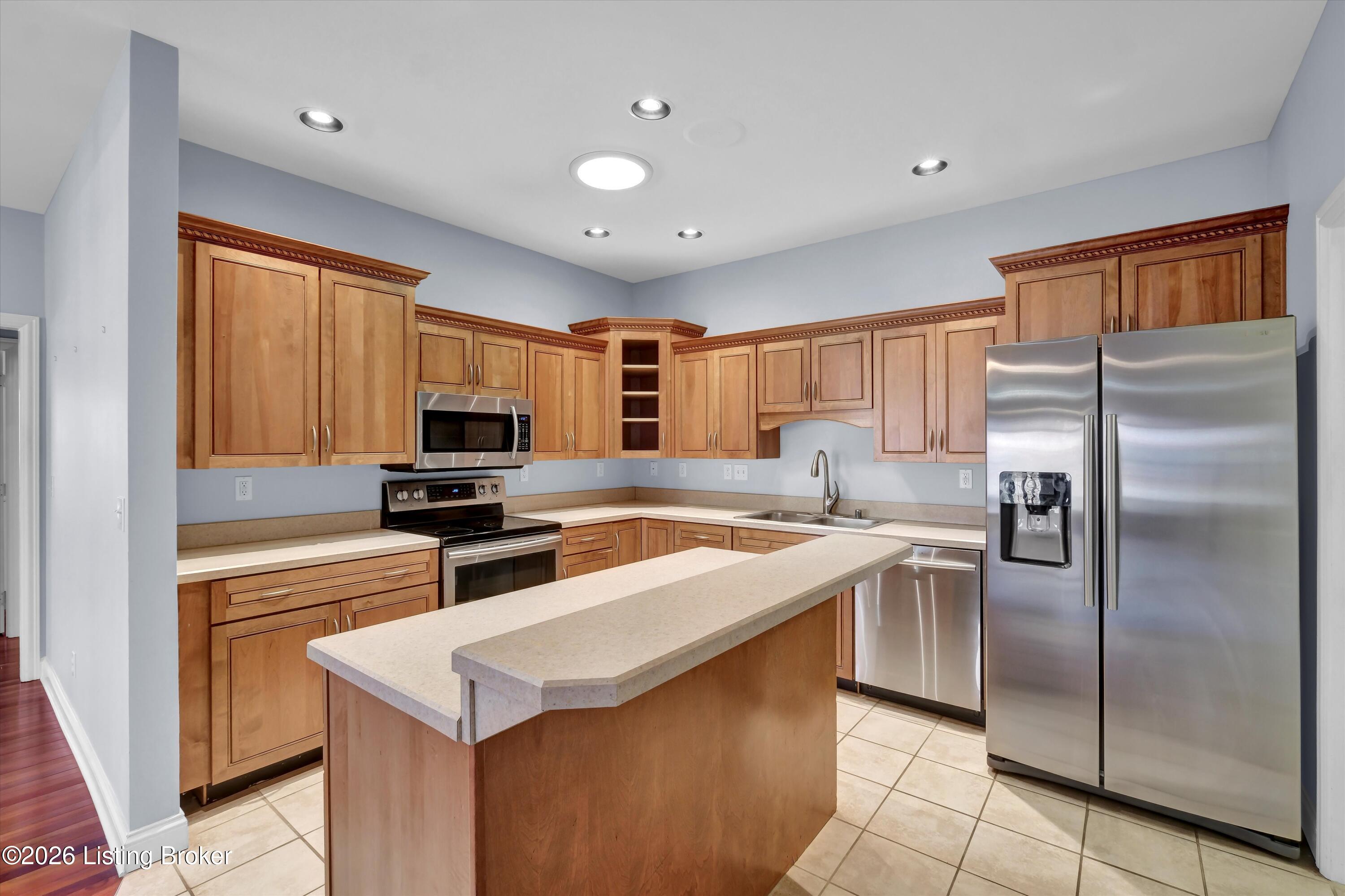 10614 Savoy Ct