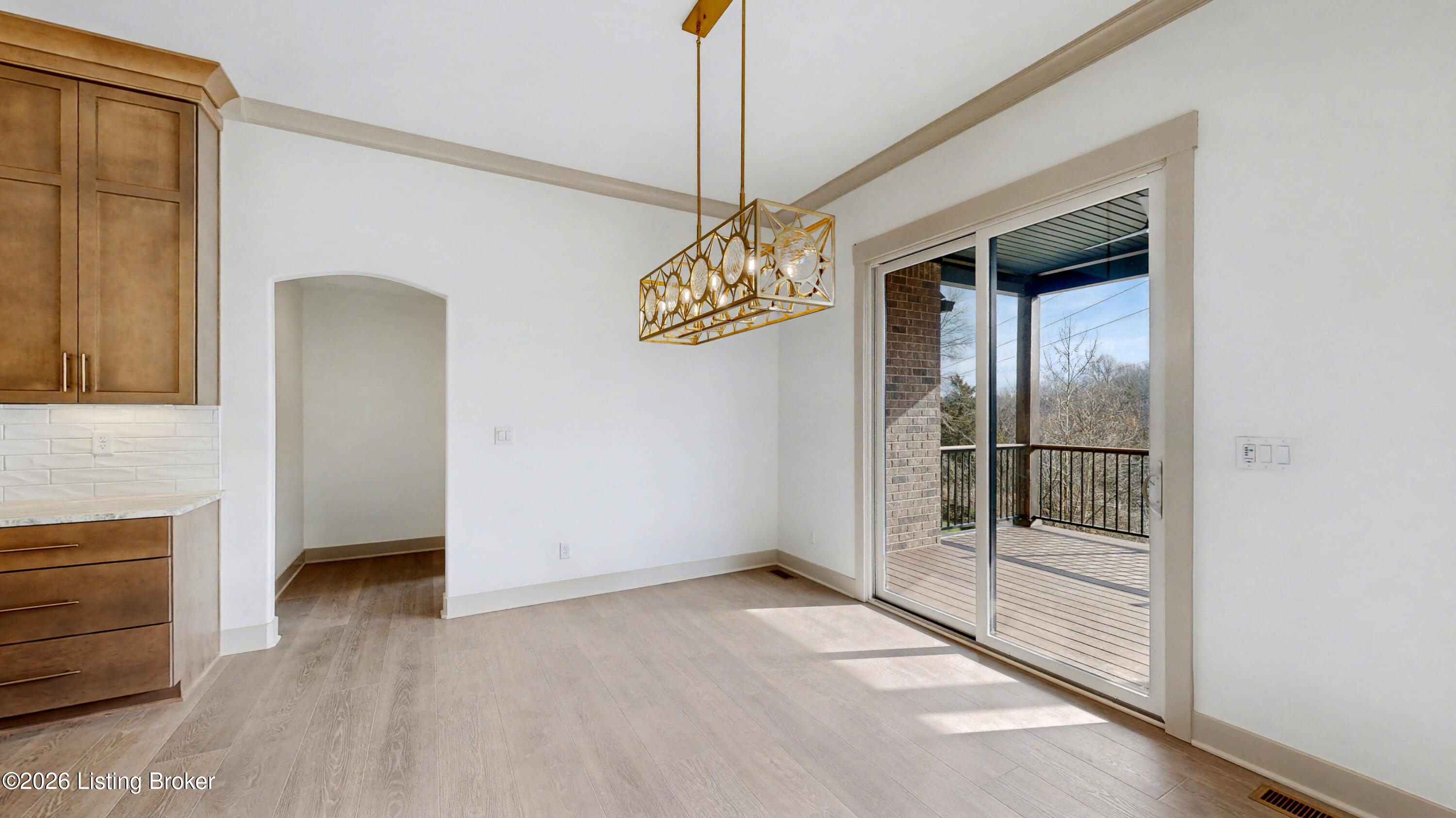 10402 Martinside Dr