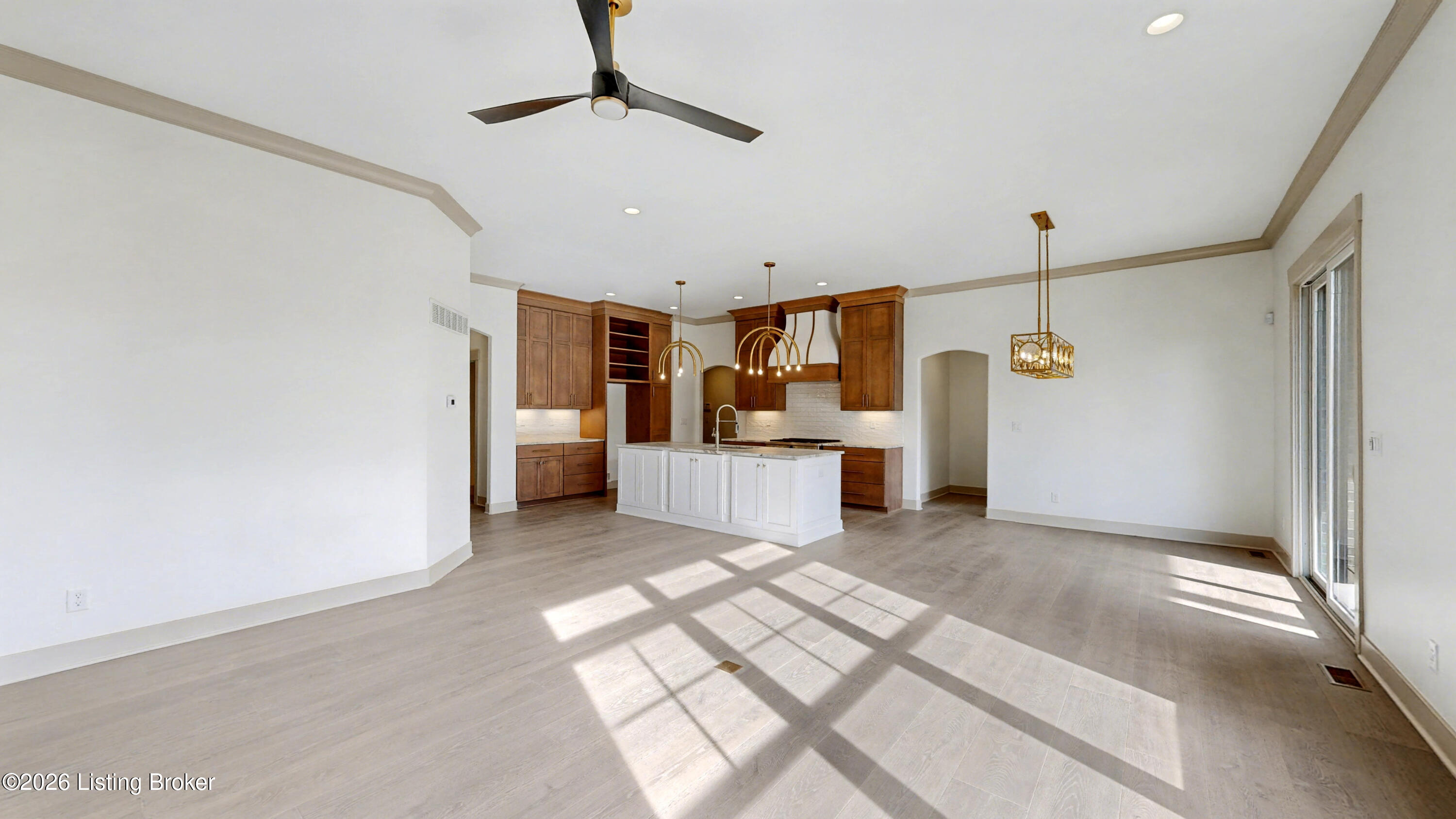 10402 Martinside Dr