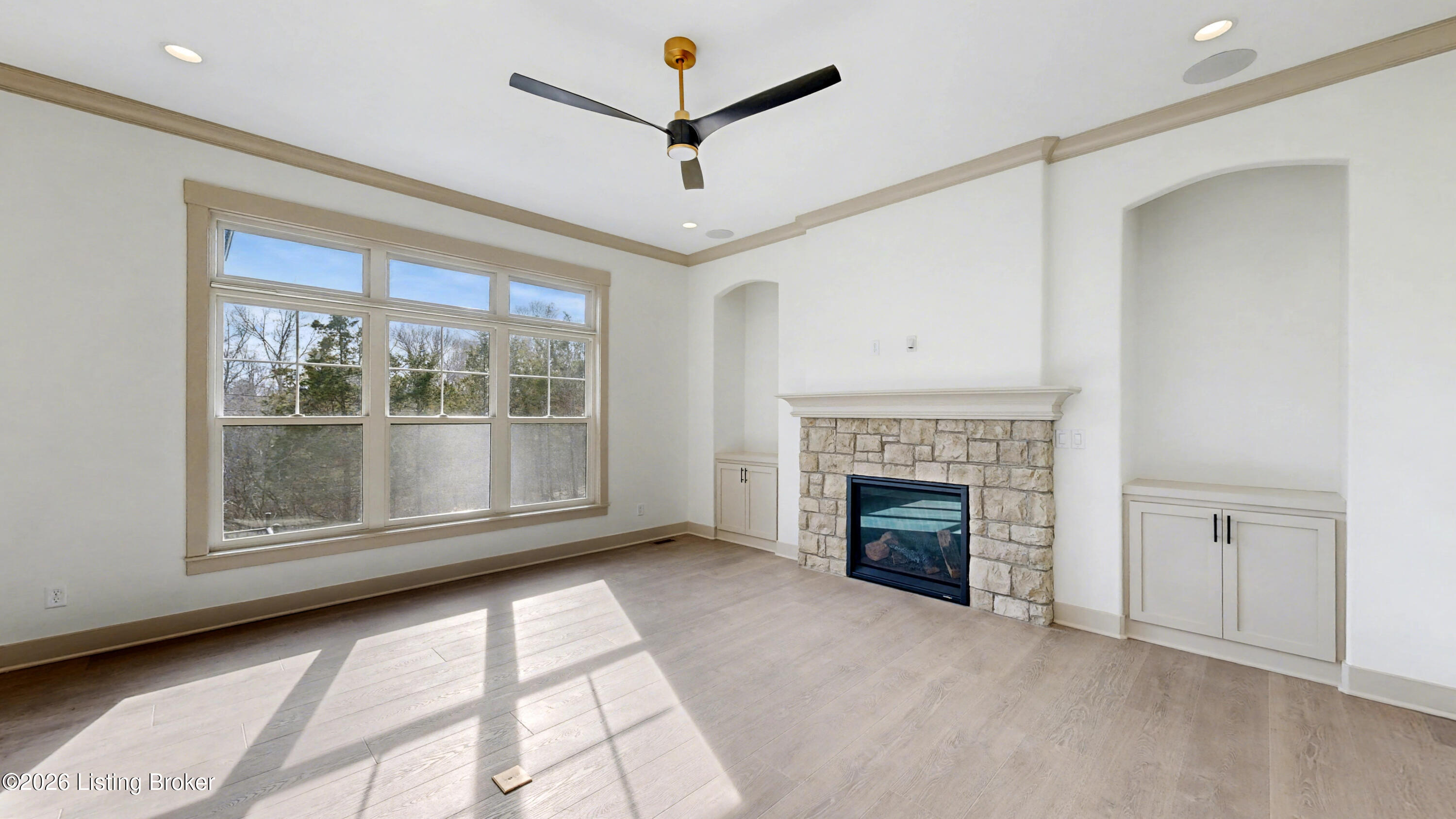 10402 Martinside Dr