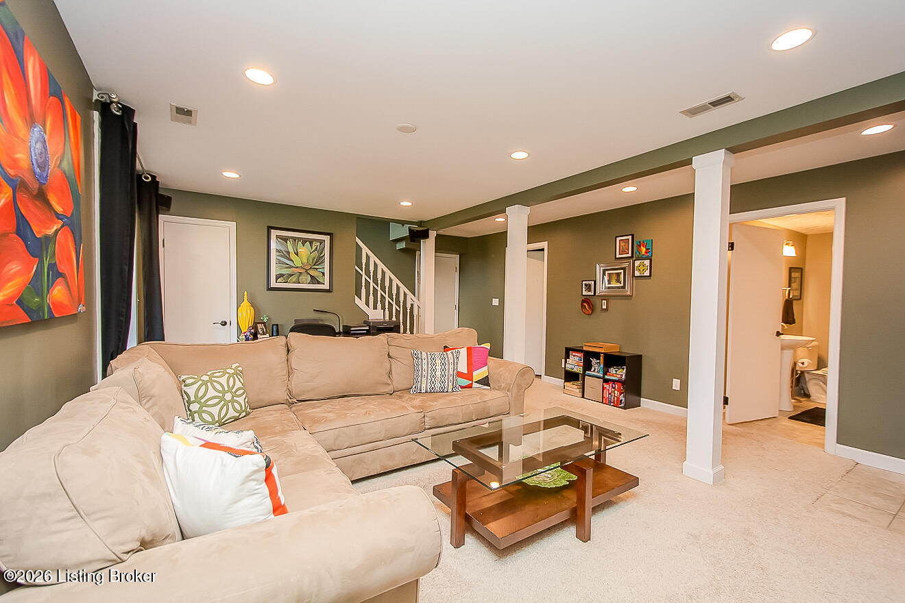12500 Brightfield Dr