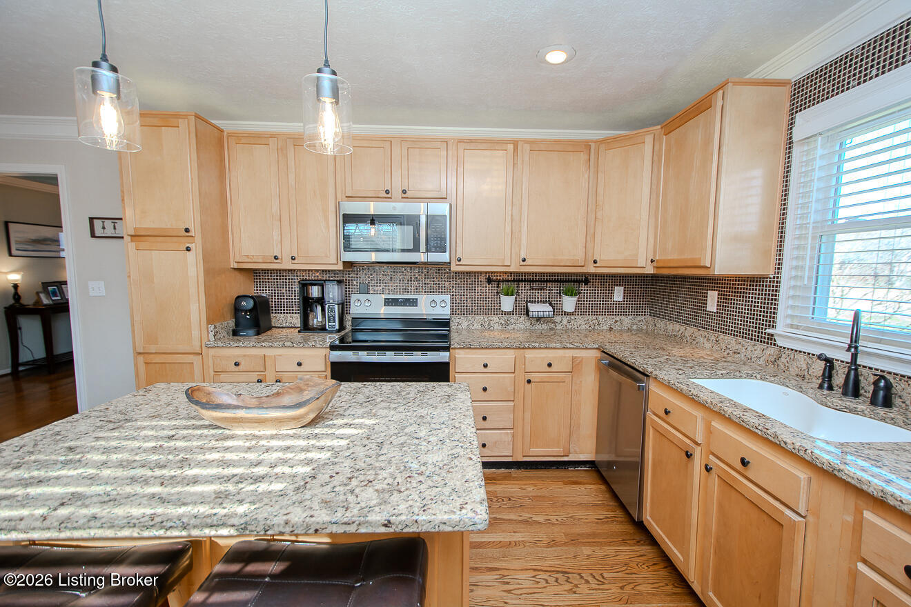 12500 Brightfield Dr