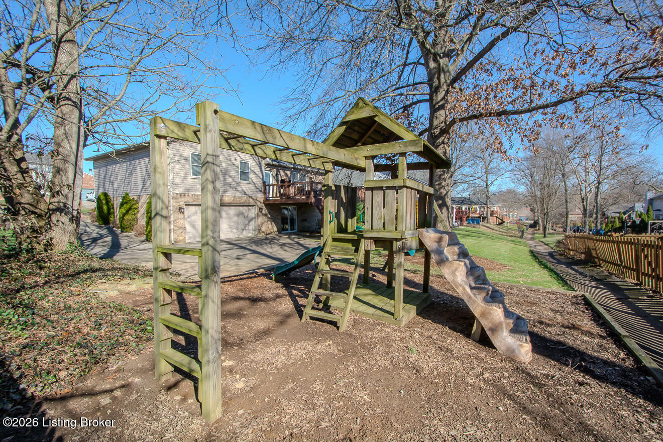 12500 Brightfield Dr